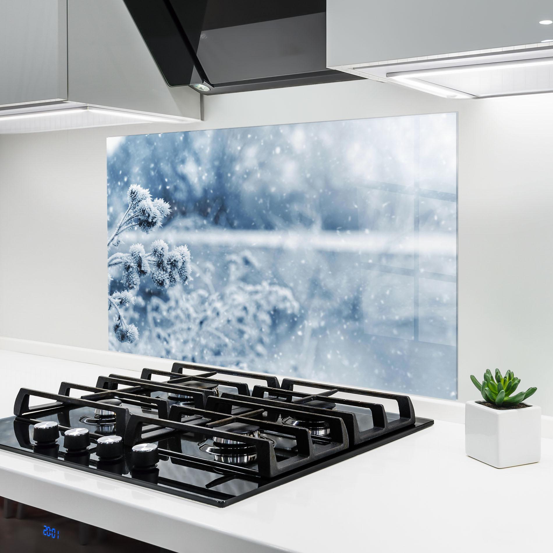 Стъклен панел за кухня Pretty Winter Plants mockup 6