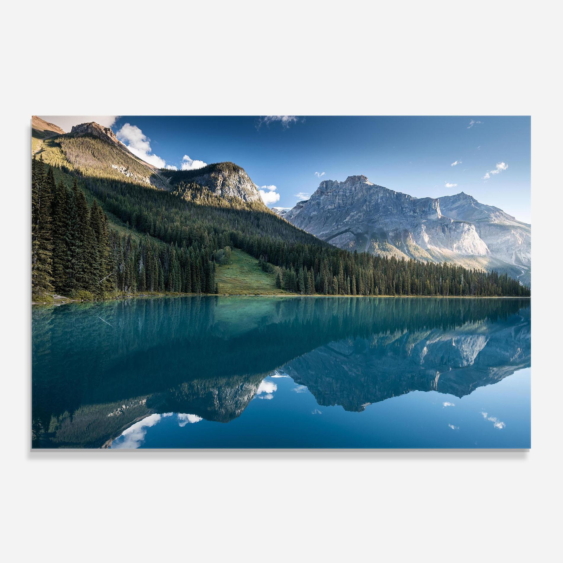 Стъклен панел за кухня Beautiful Emerald Lake mockup 0