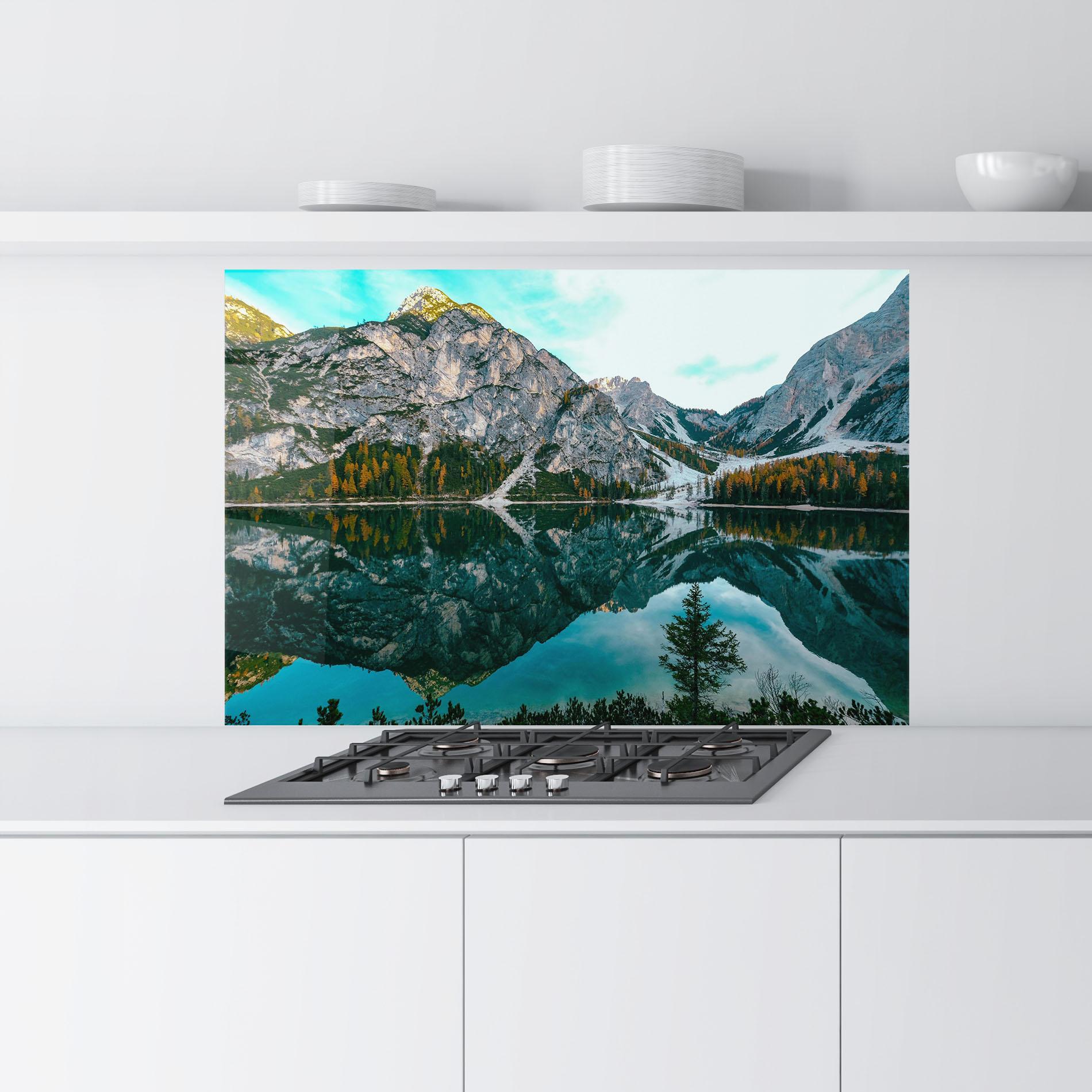 Стъклен панел за кухня Mountain Nice Lake mockup 9