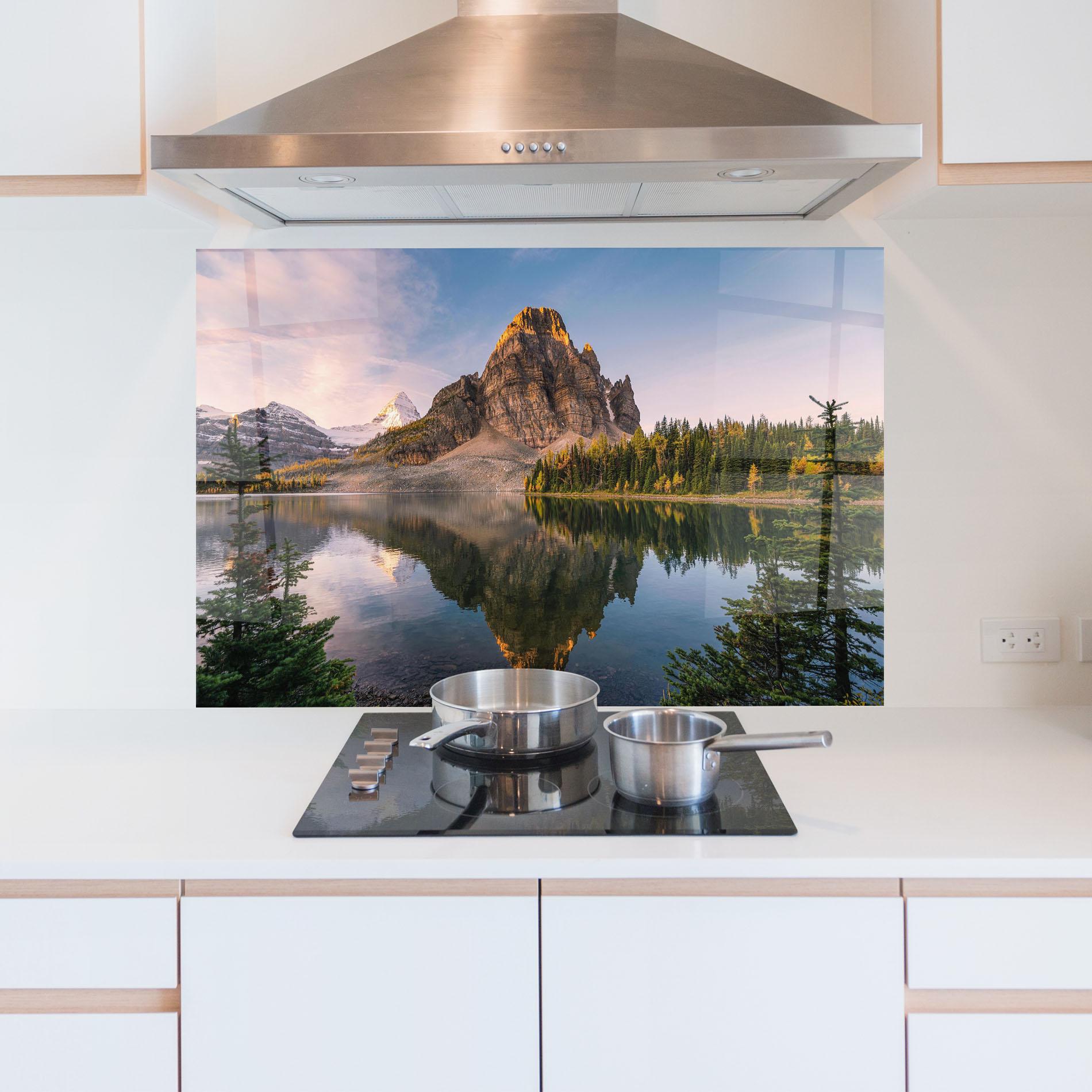 Стъклен панел за кухня Mountain Sunrise Lake mockup 5