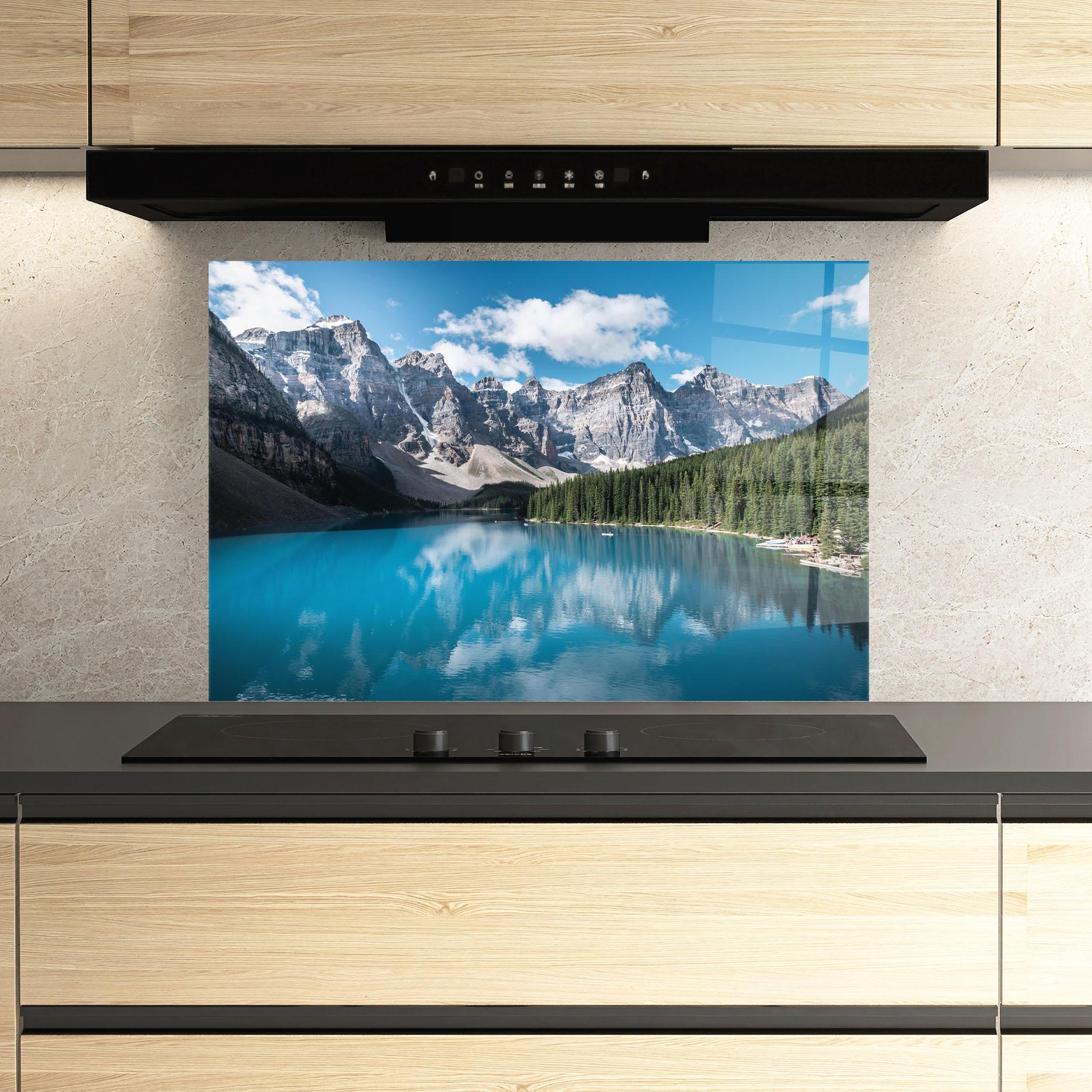 Стъклен панел за кухня Beautiful Lake Canada mockup 3