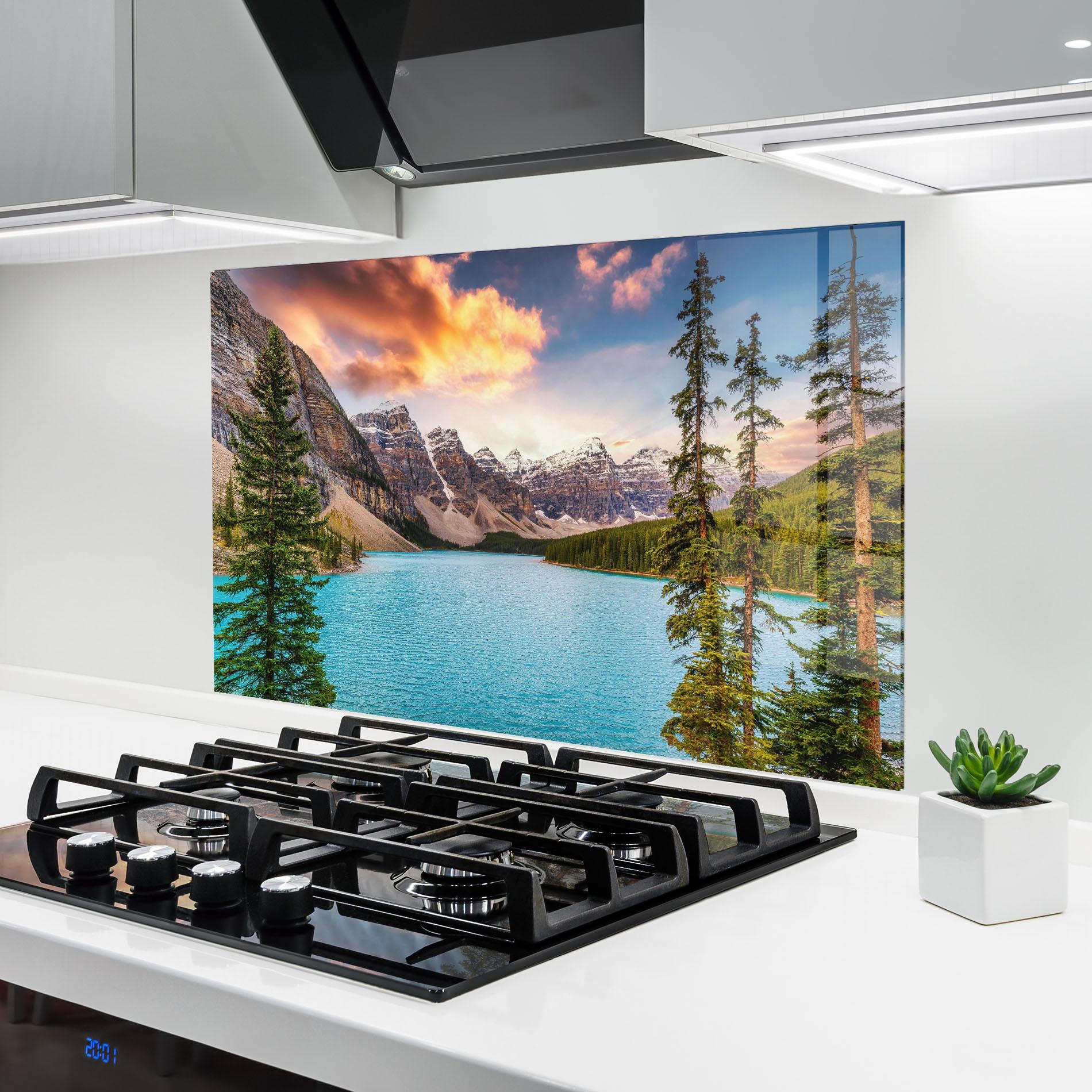 Стъклен панел за кухня Blue Magic Lake mockup 6