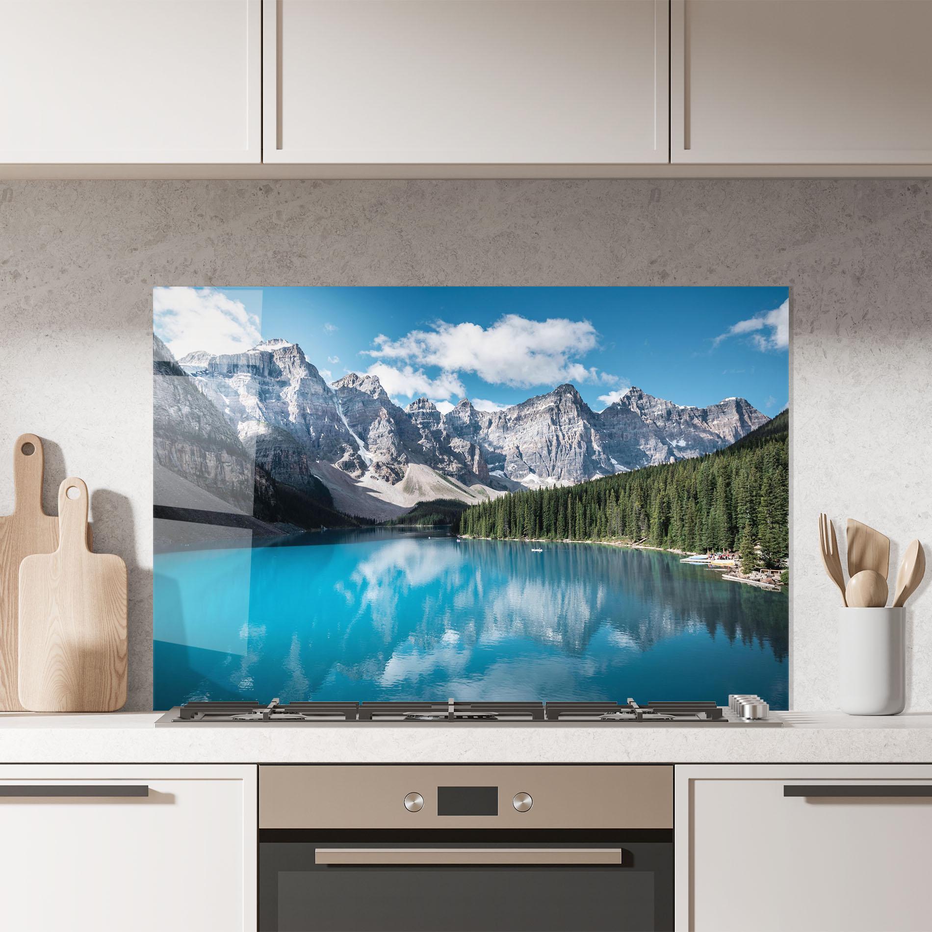 Стъклен панел за кухня Beautiful Lake Canada mockup 7