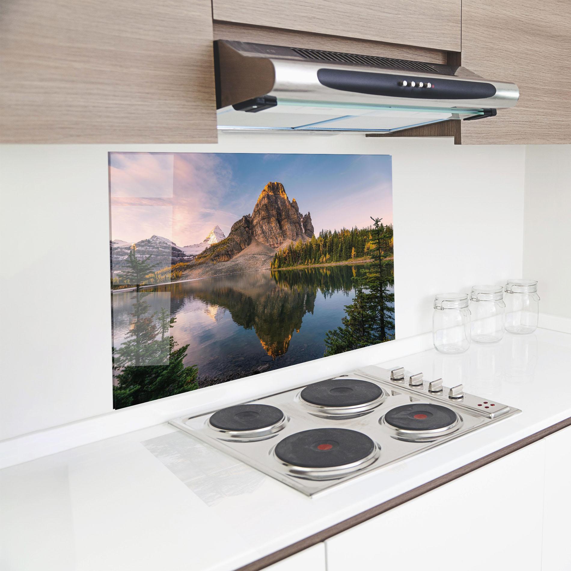 Стъклен панел за кухня Mountain Sunrise Lake mockup 8