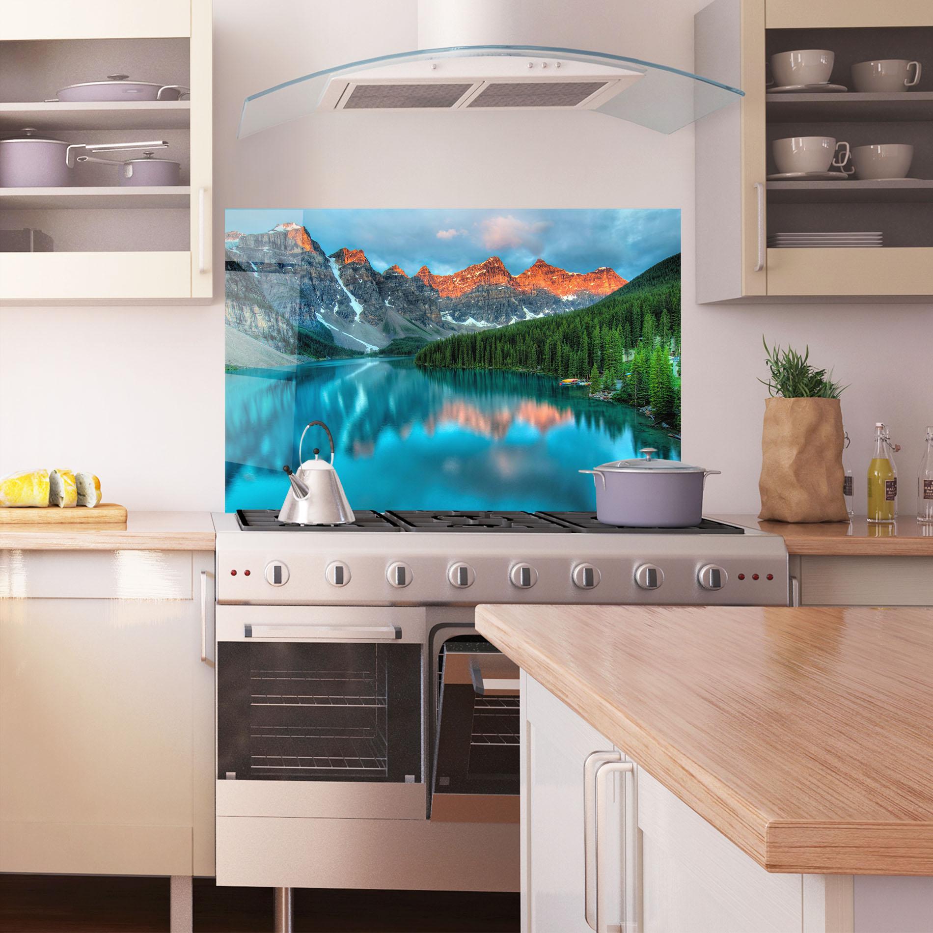 Стъклен панел за кухня Lake Reflection mockup 1