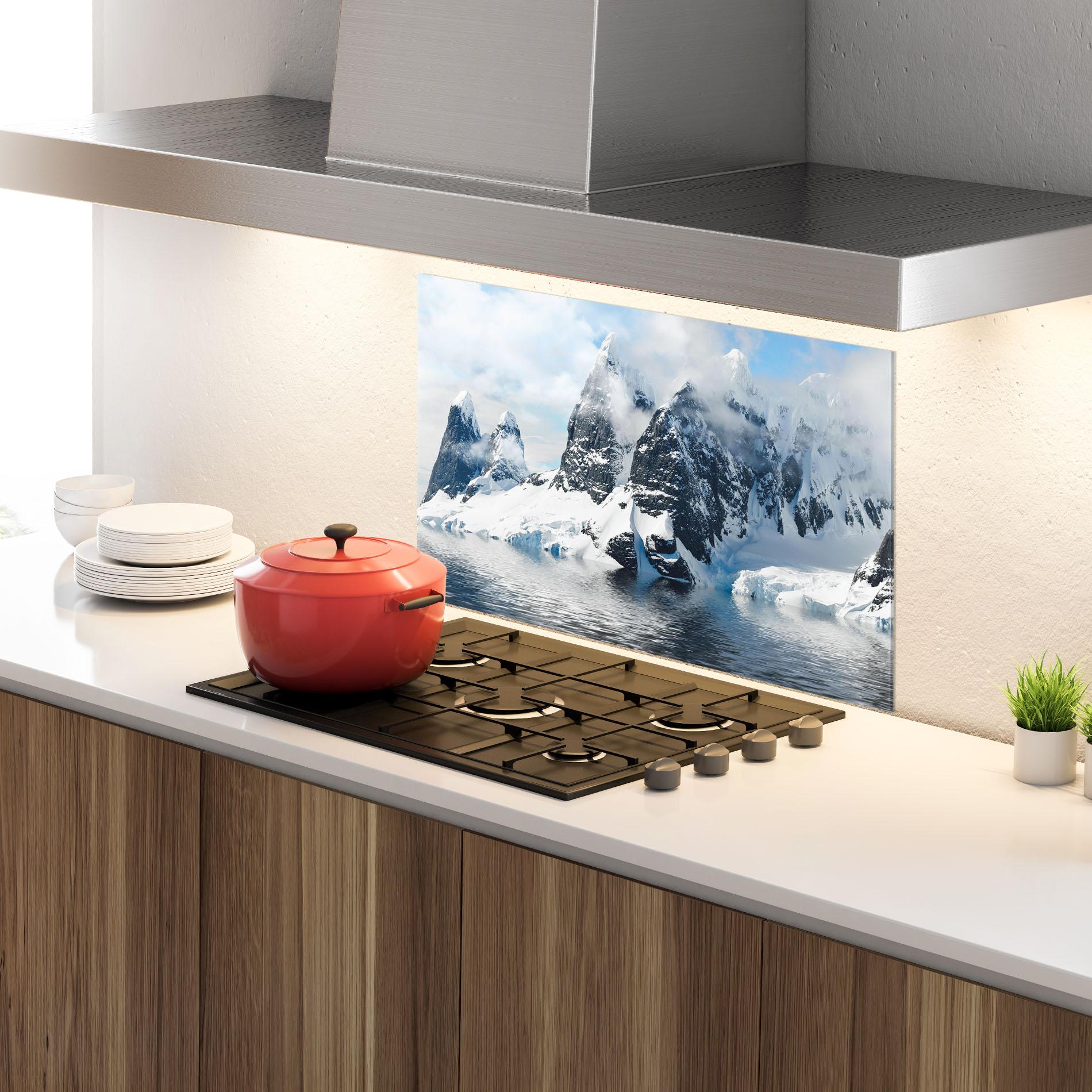 Стъклен панел за кухня Glacial Mountains mockup 4