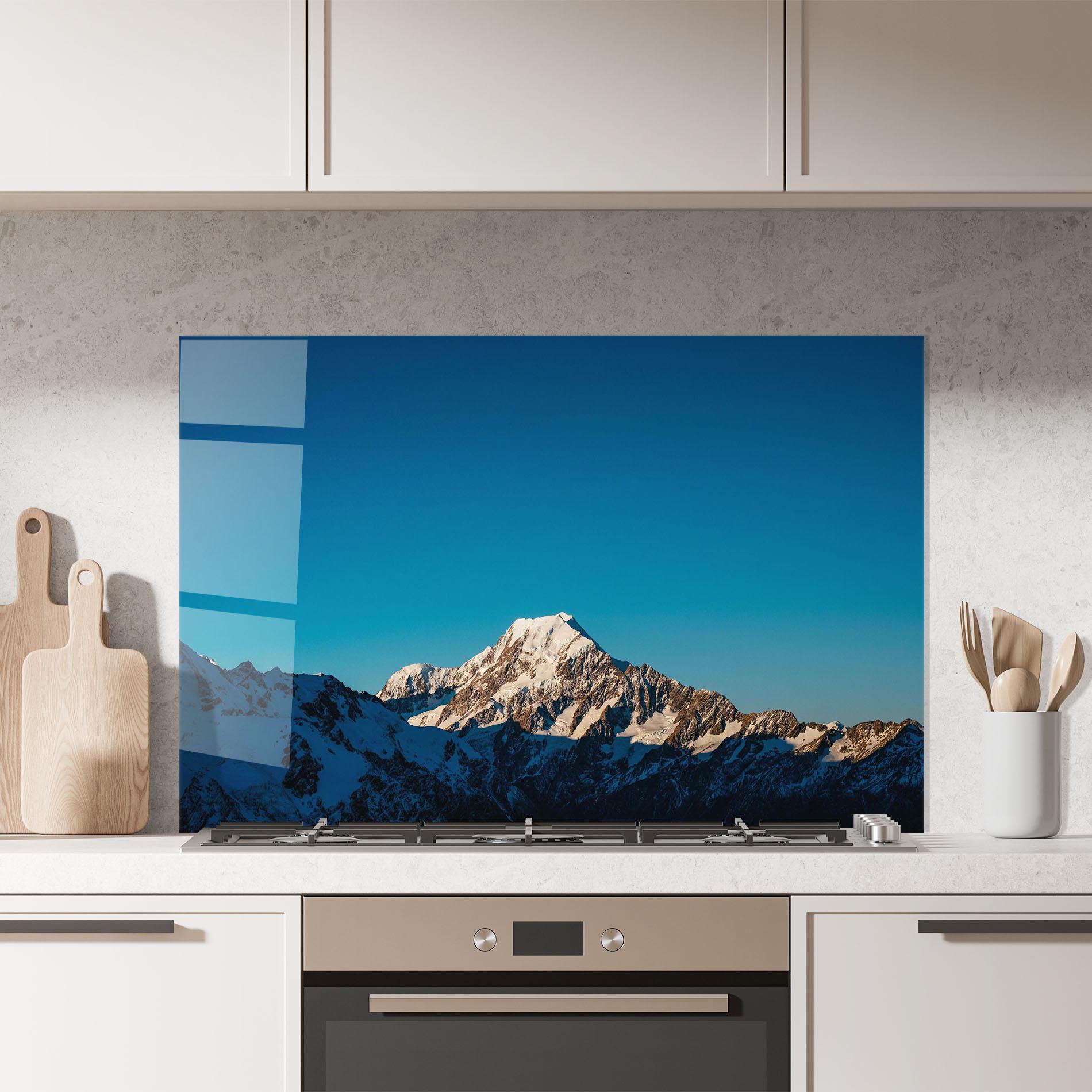 Стъклен панел за кухня Blue Snowy Mountain mockup 7