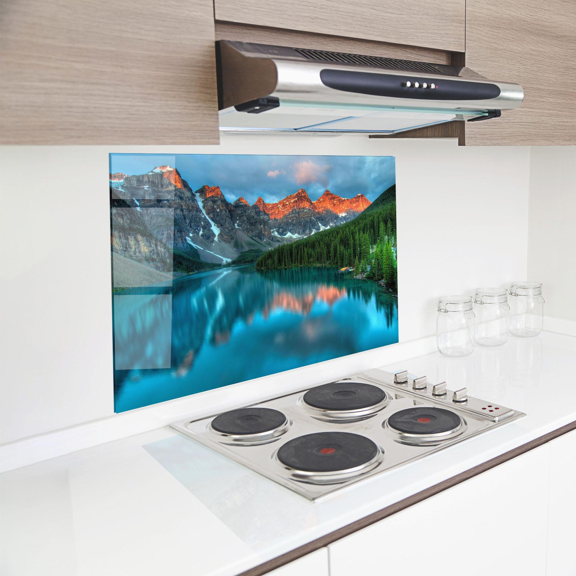 Стъклен панел за кухня Lake Reflection mockup 8