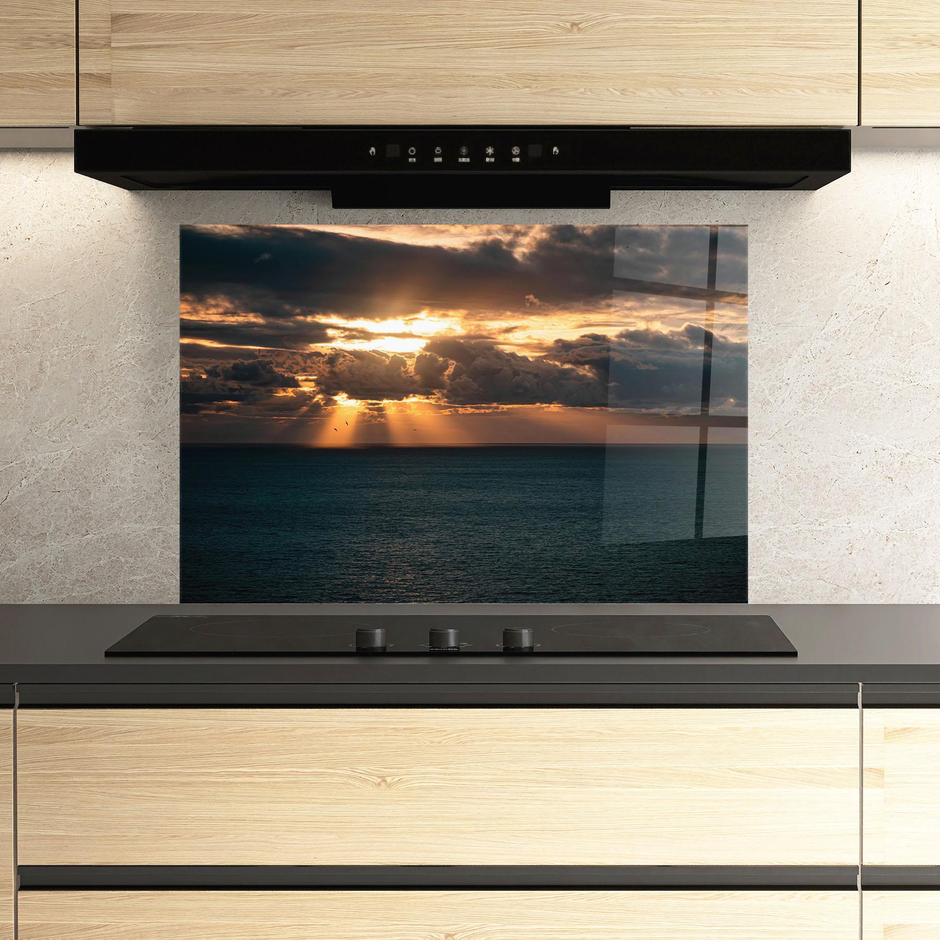 Стъклен панел за кухня Cloudy Sunrise mockup 3