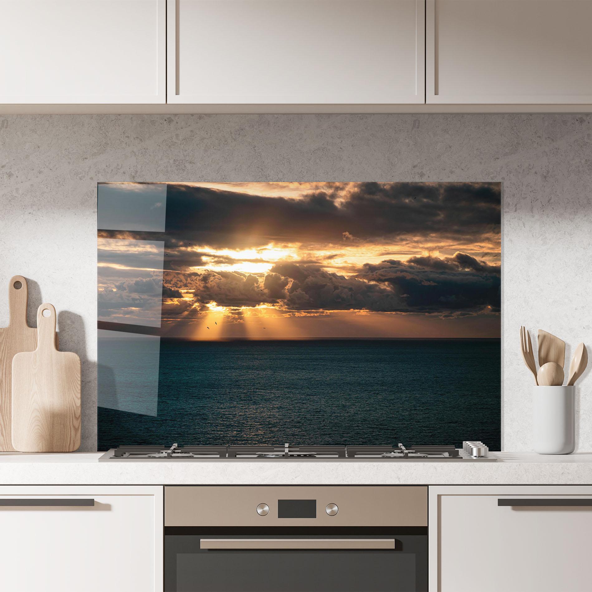 Стъклен панел за кухня Cloudy Sunrise mockup 7