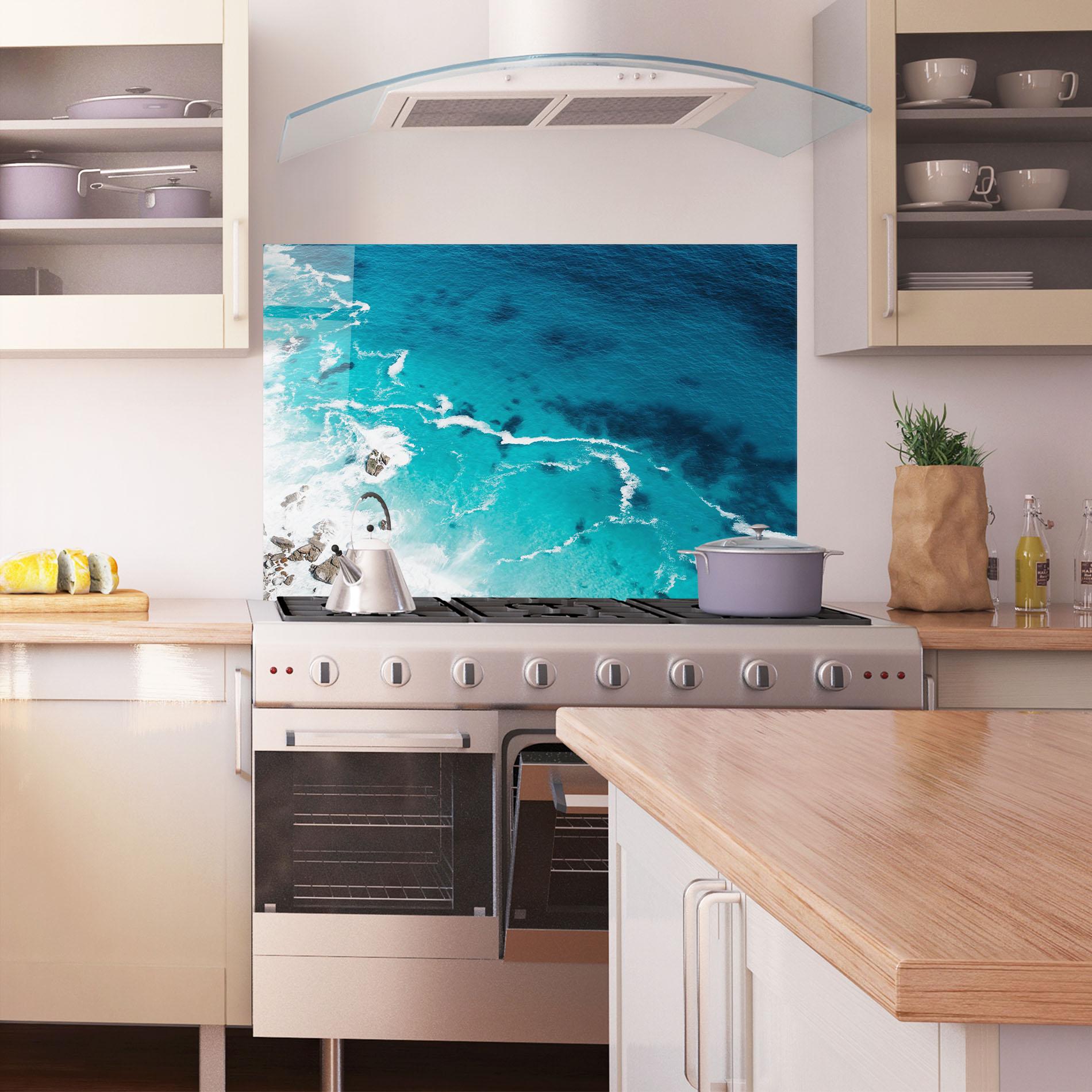Стъклен панел за кухня Blue Water Beach mockup 1