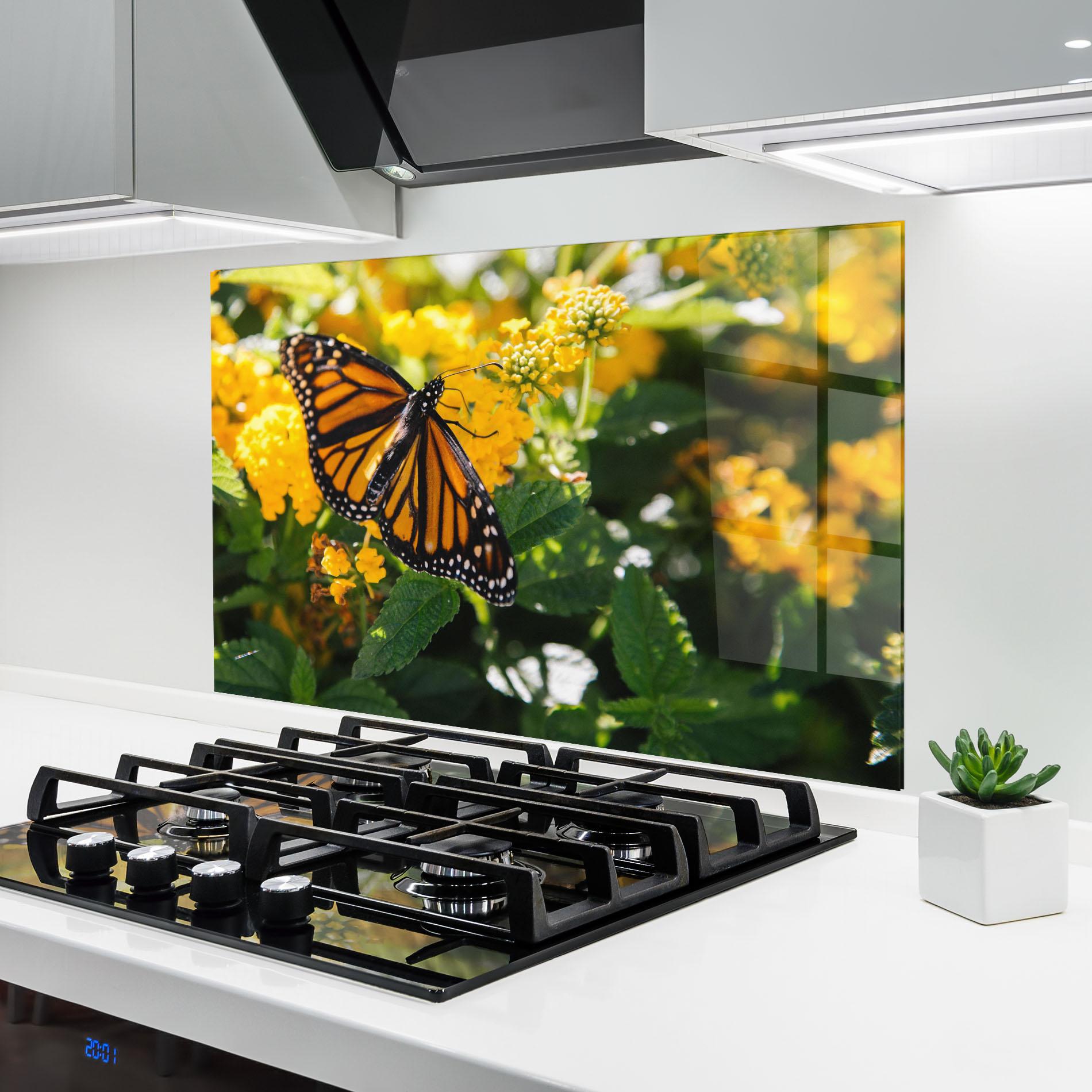 Стъклен панел за кухня Orange Spring Butterfly mockup 6