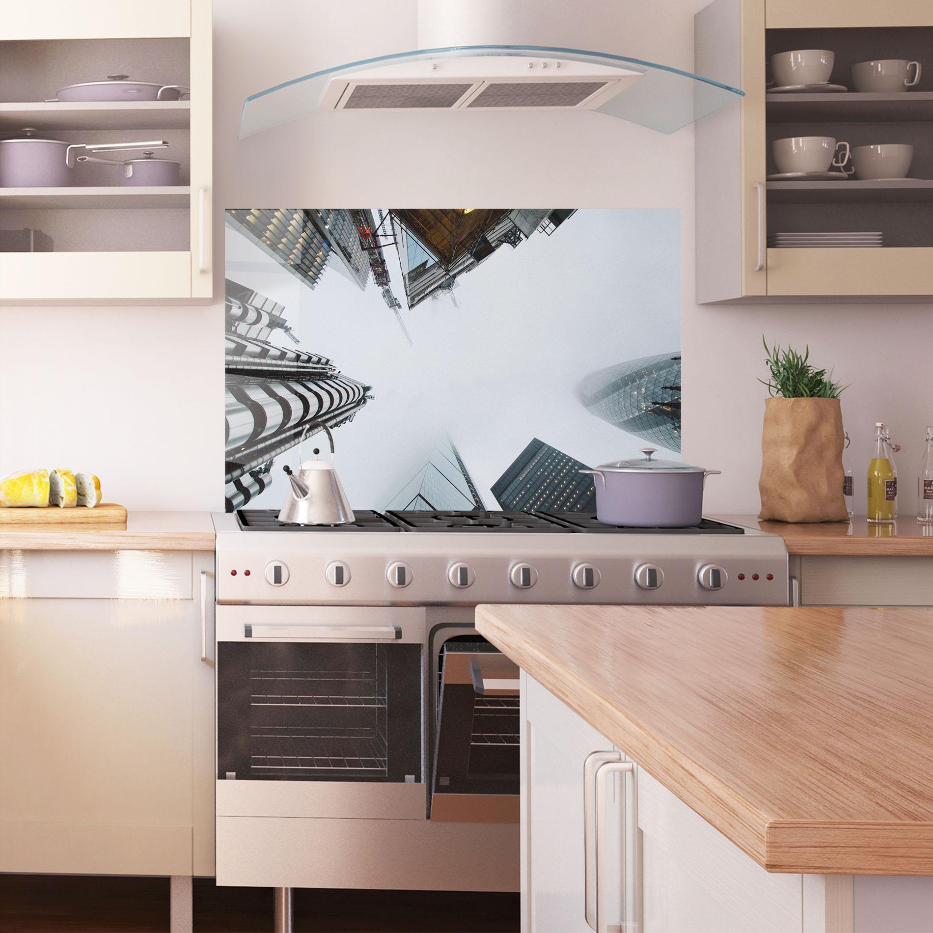 Стъклен панел за кухня Foggy Sky Tower mockup 1