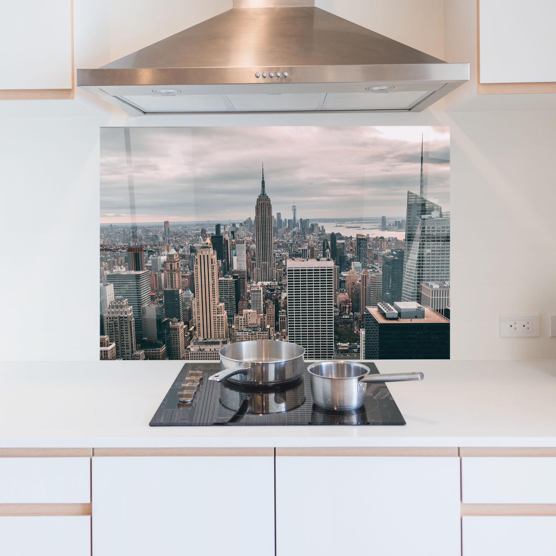 Стъклен панел за кухня High View Building mockup 5