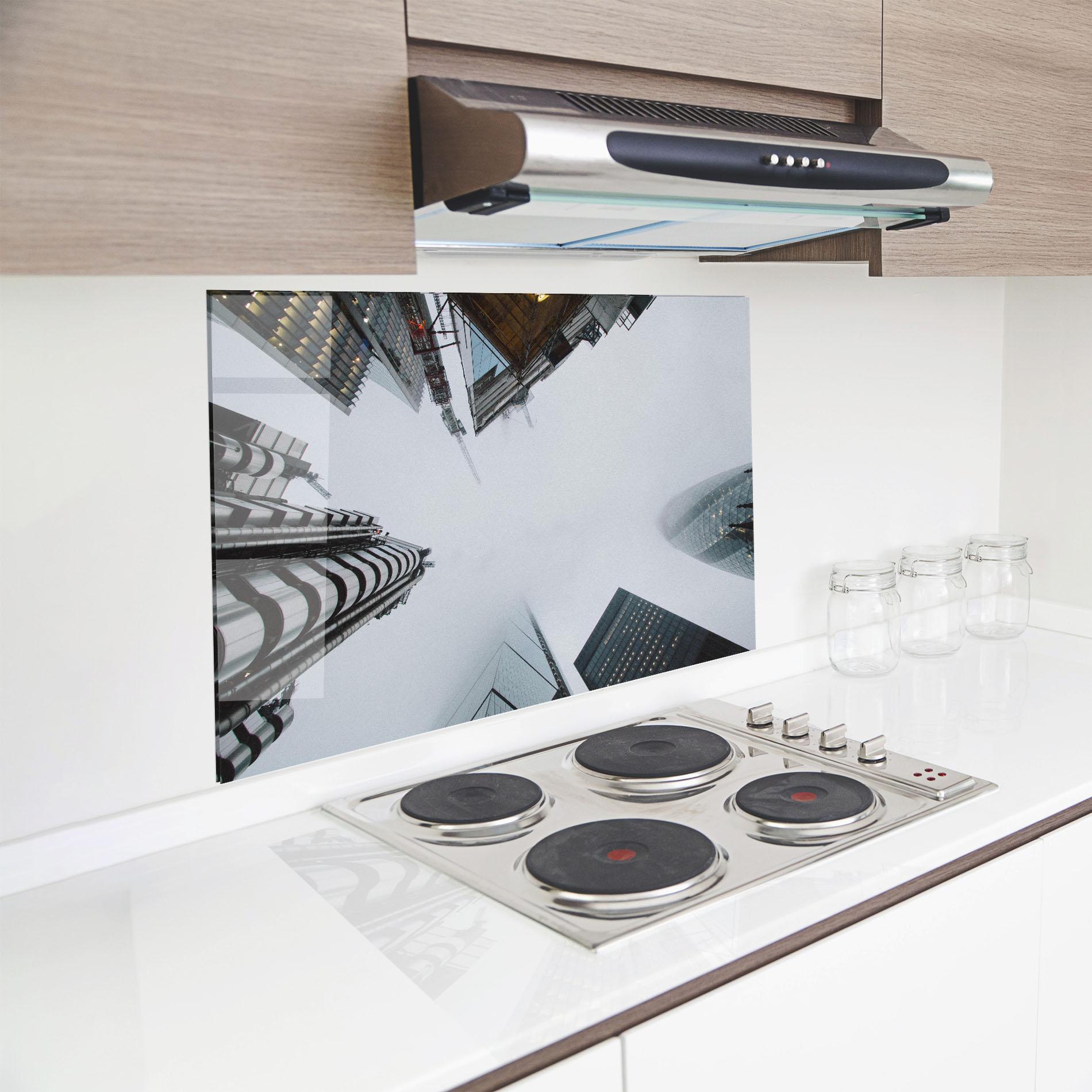 Стъклен панел за кухня Foggy Sky Tower mockup 8