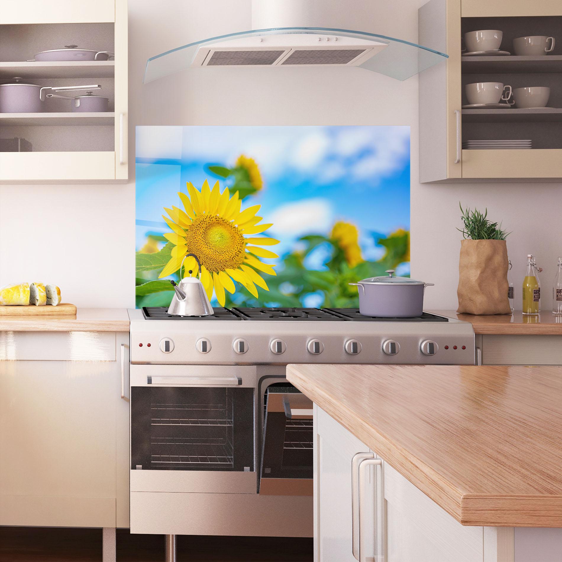 Стъклен панел за кухня Sunflower Sky mockup 1