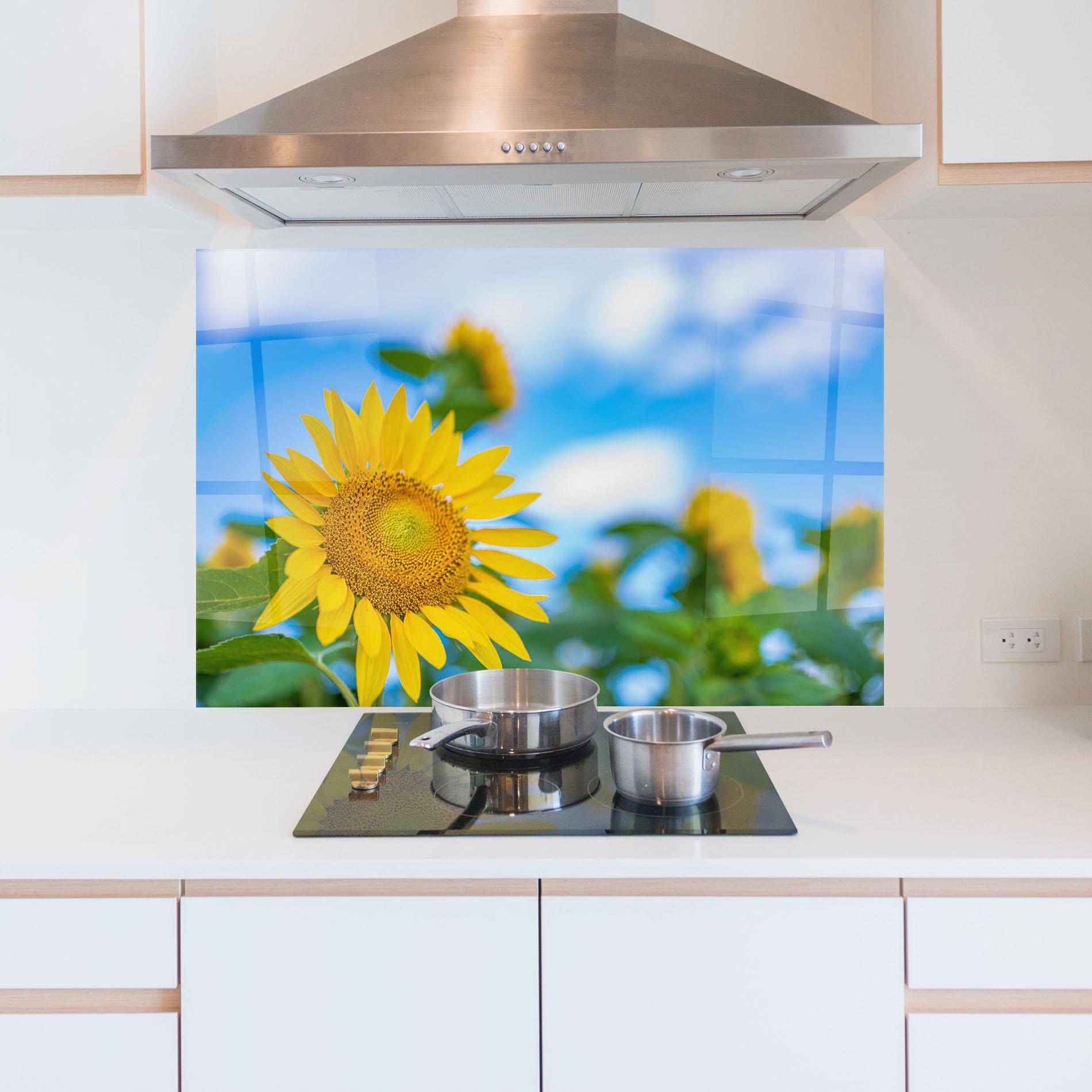 Стъклен панел за кухня Sunflower Sky mockup 5