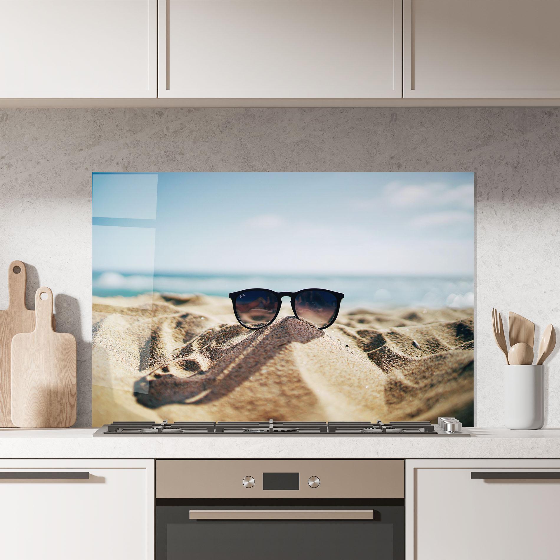 Стъклен панел за кухня Sand Glasses mockup 7