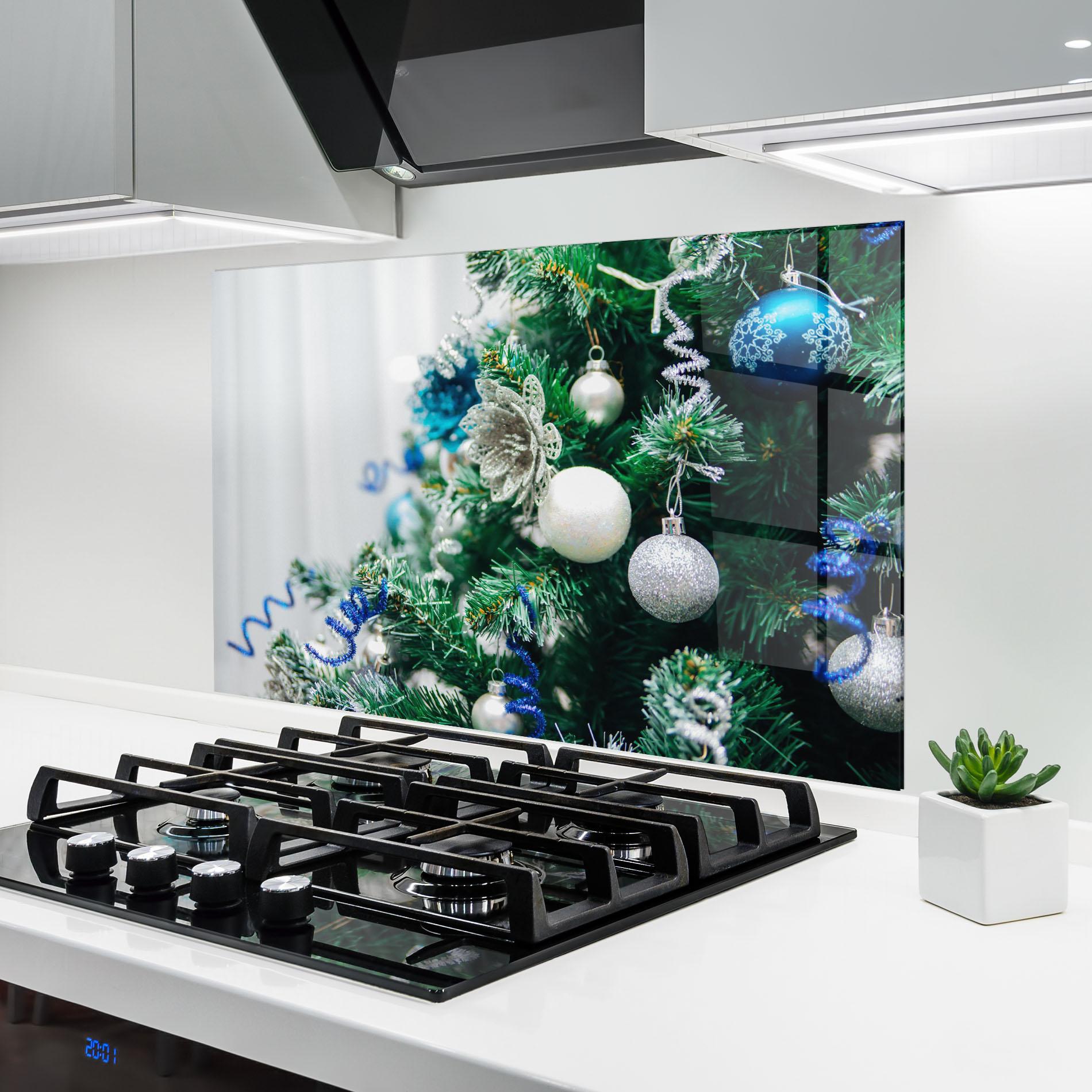 Стъклен панел за кухня Blue Christmas Tree Decor mockup 6