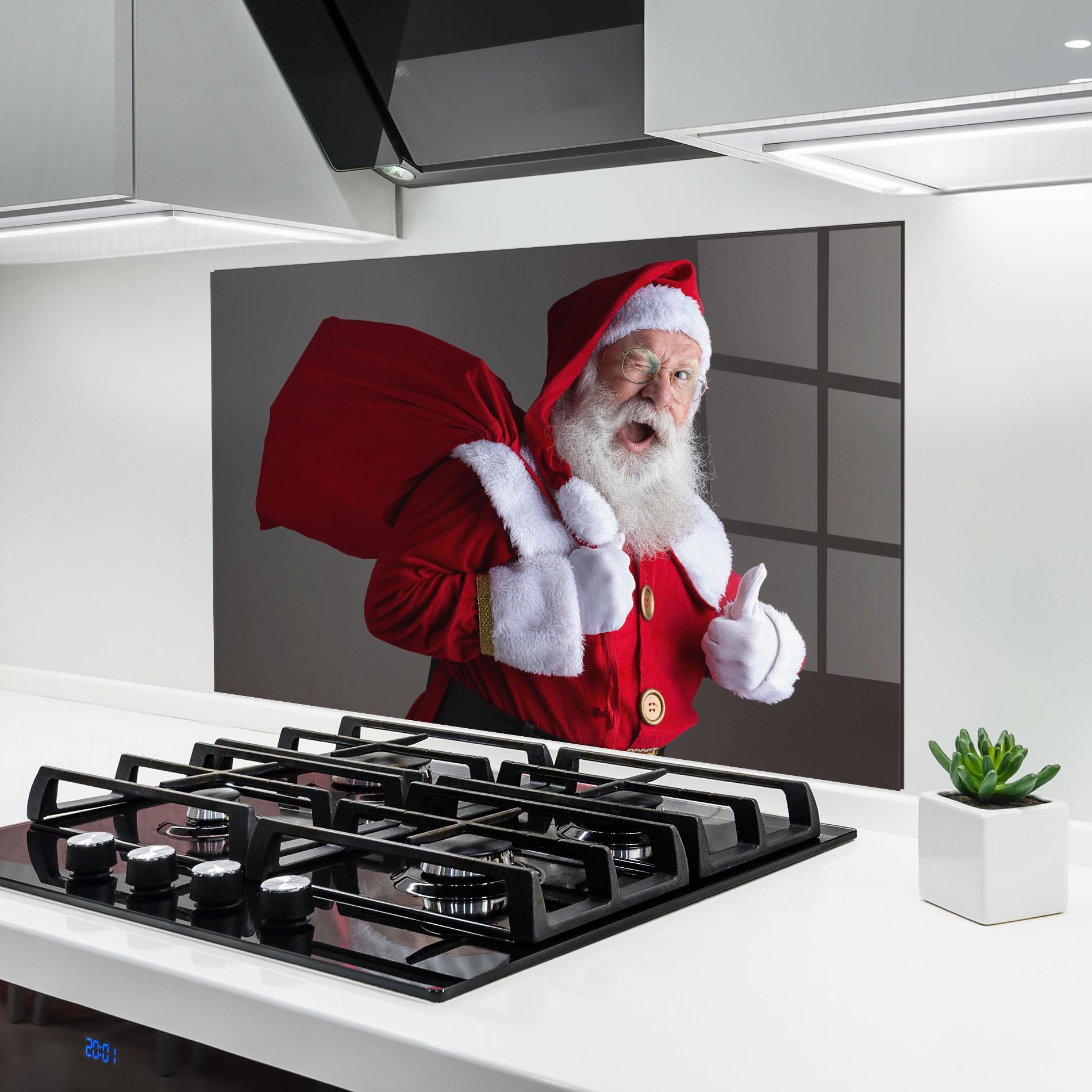 Стъклен панел за кухня Santa Smiling mockup 6