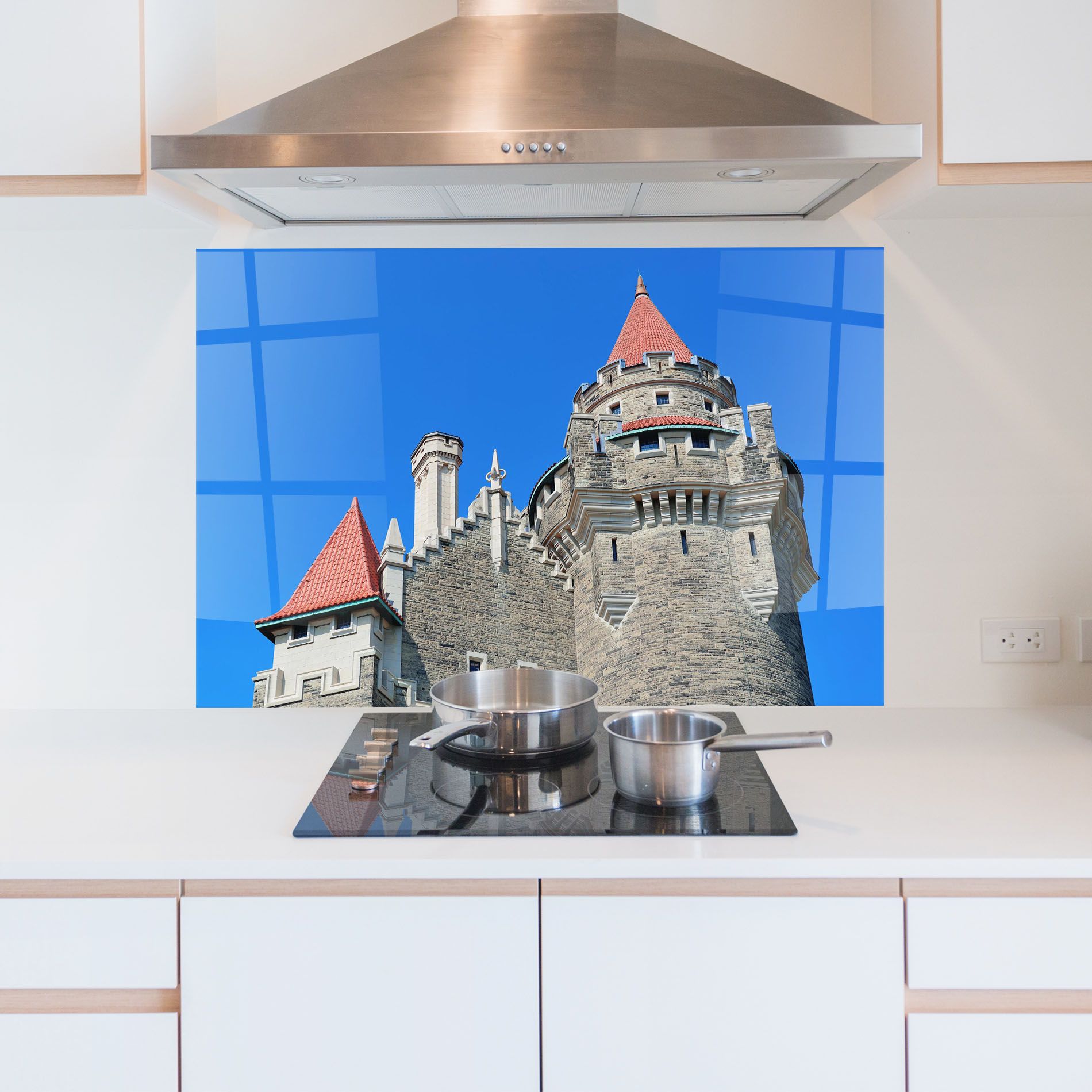 Casa Loma mockup 5