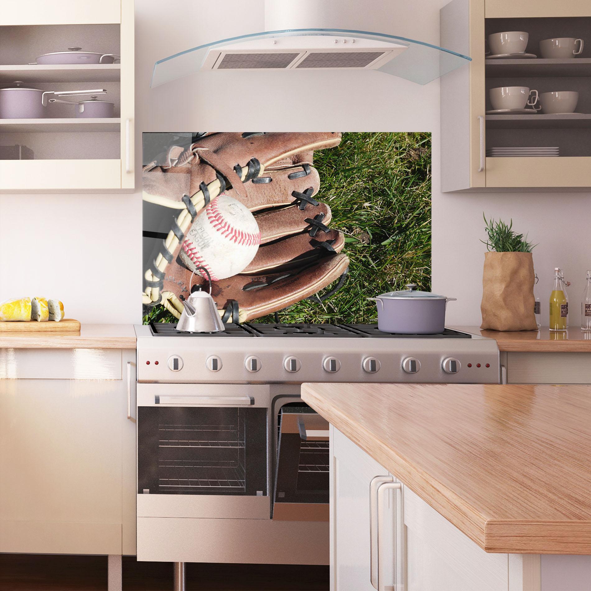 Стъклен панел за кухня Brown Baseball Glove mockup 1