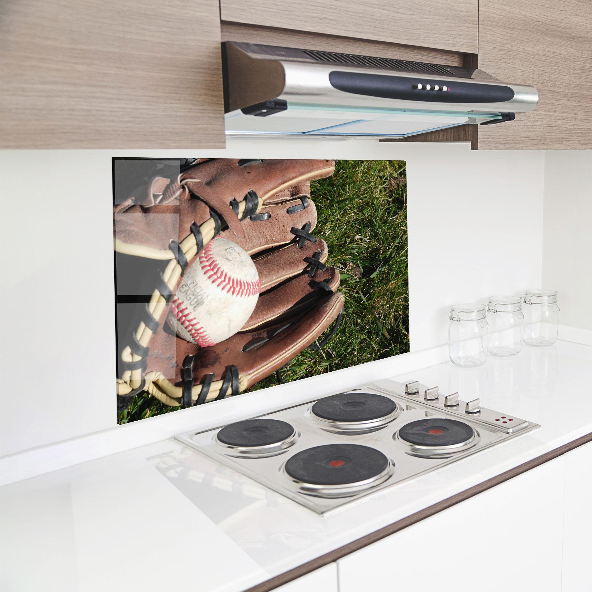 Стъклен панел за кухня Brown Baseball Glove mockup 8