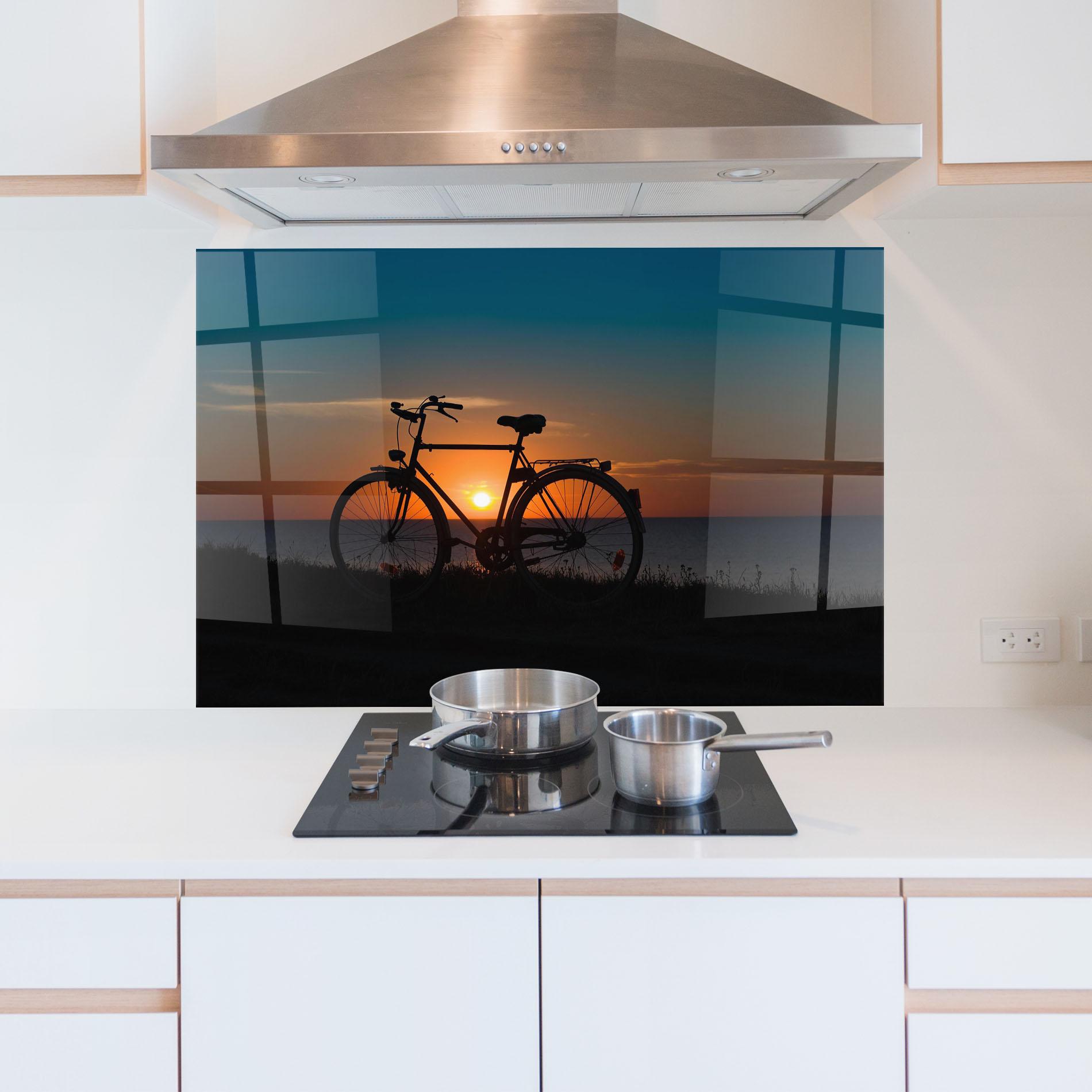 Стъклен панел за кухня Bike Silhouette mockup 5