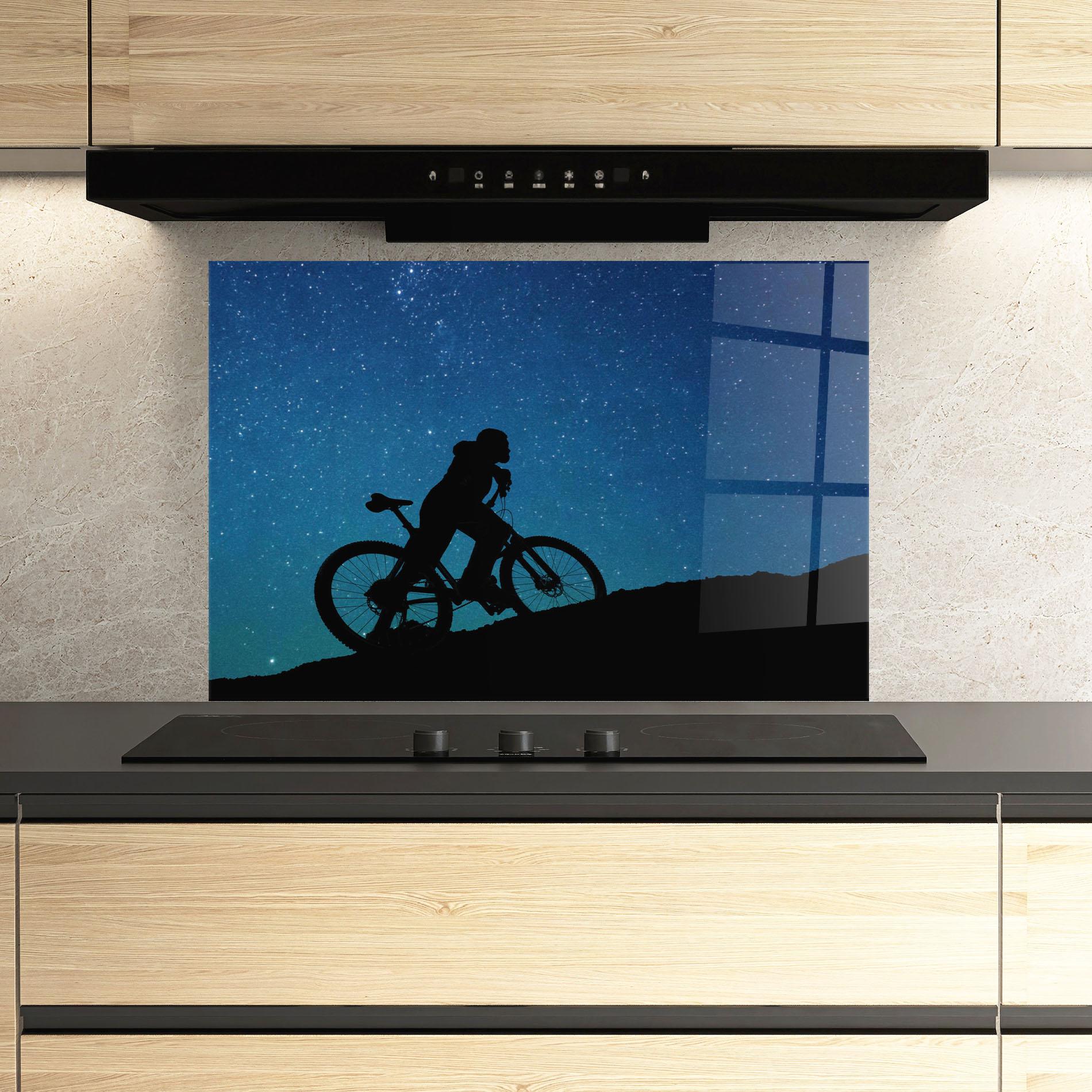 Стъклен панел за кухня Bike Blast mockup 3