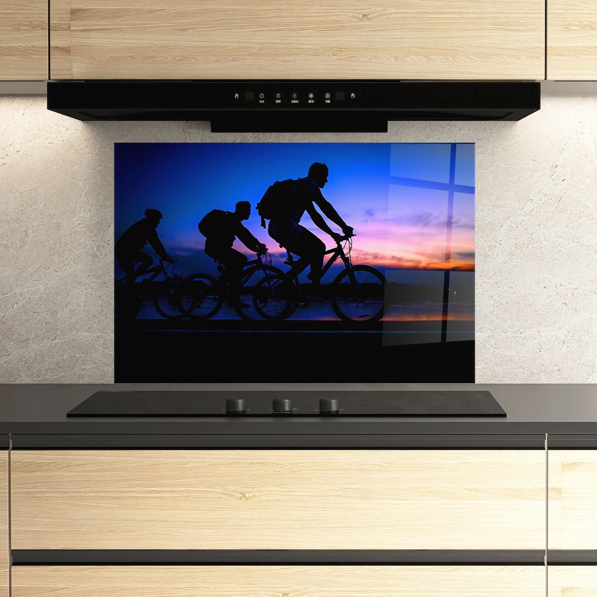 Стъклен панел за кухня Dark Blue Sky Shilouette mockup 3