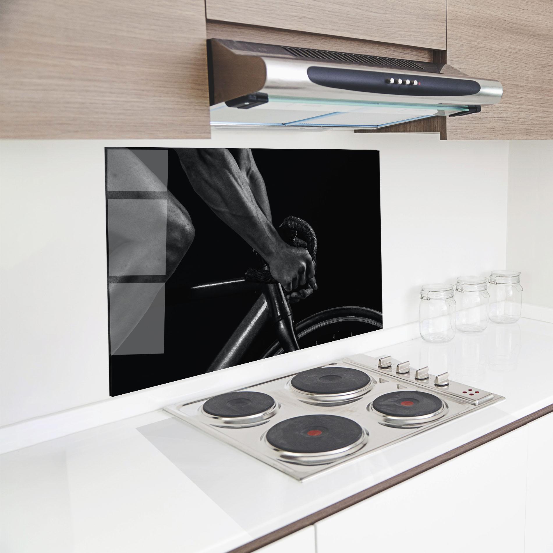 Стъклен панел за кухня Bike Burst mockup 8