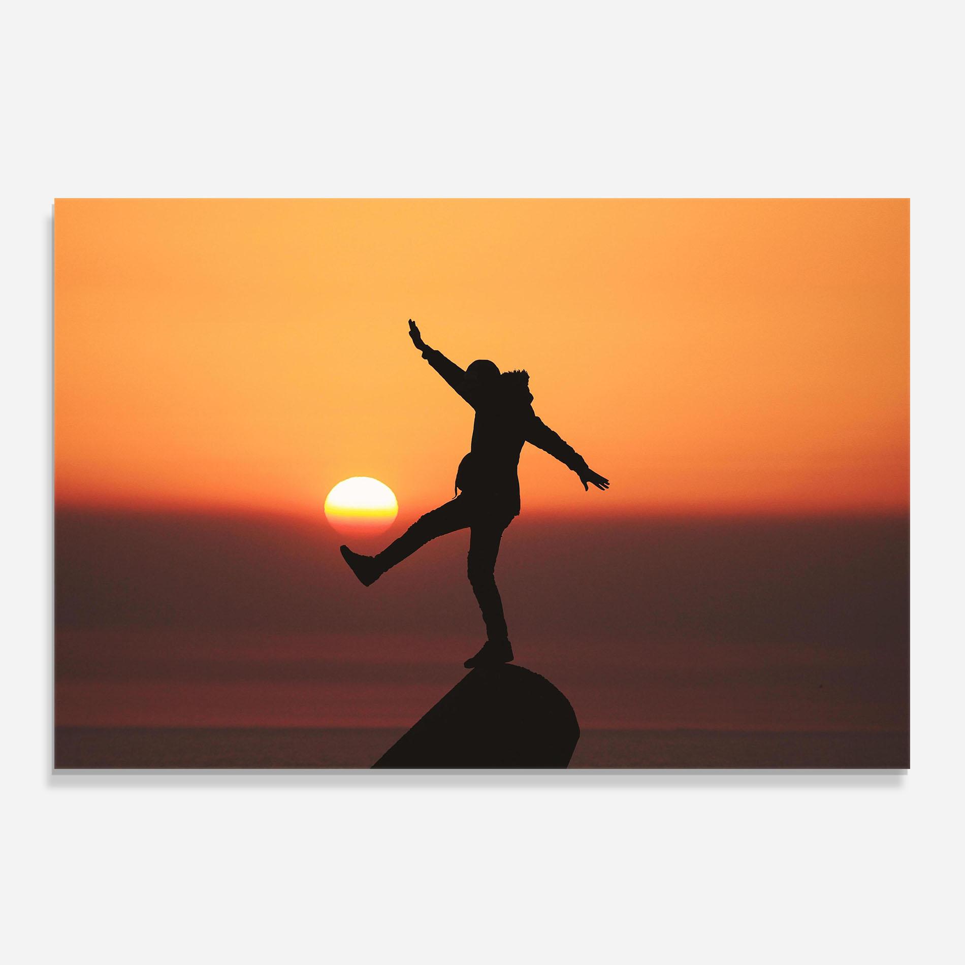 Стъклен панел за кухня Football With The Sun mockup 0