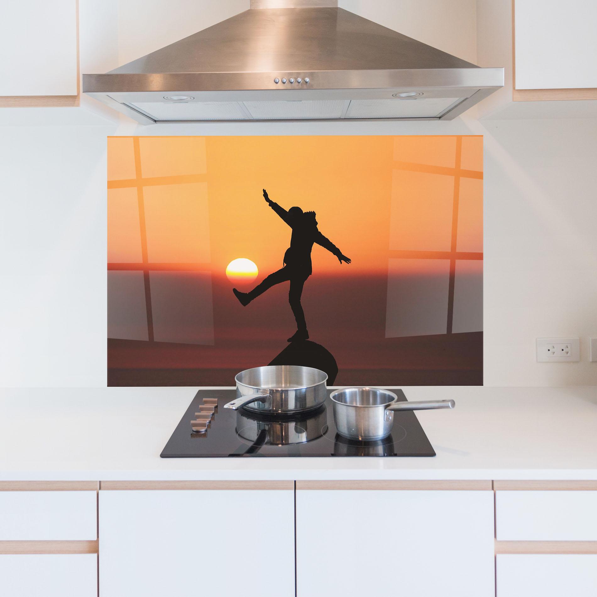 Стъклен панел за кухня Football With The Sun mockup 5