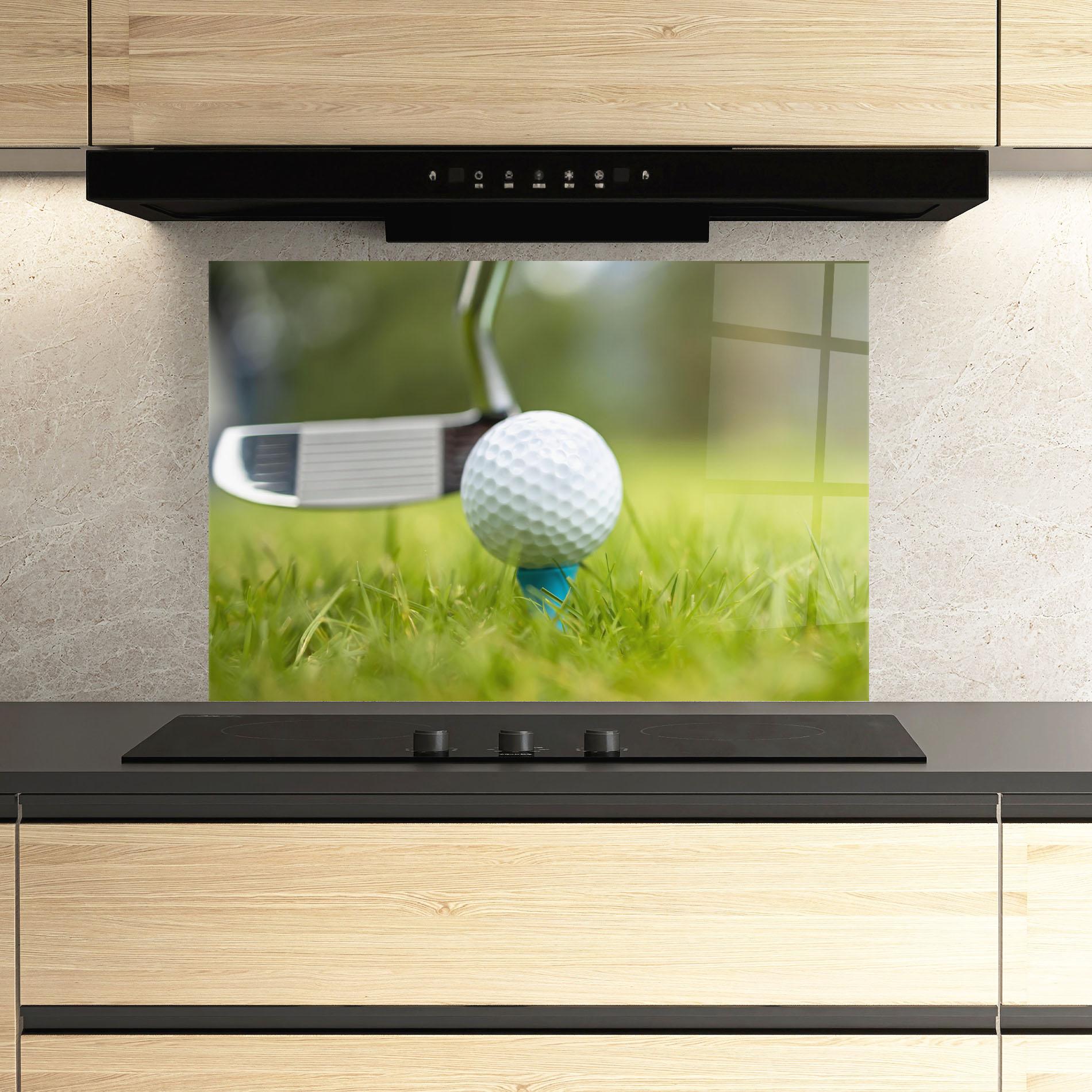 Стъклен панел за кухня Golf Ball Tee mockup 3