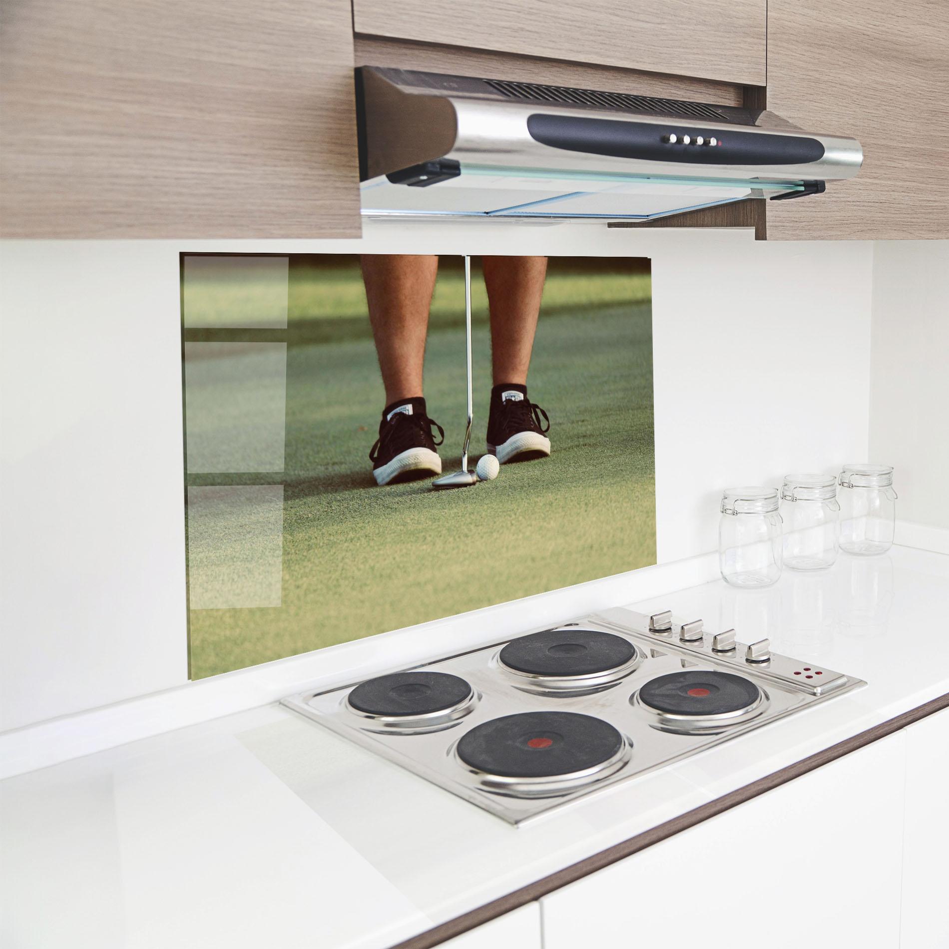 Стъклен панел за кухня Converse Golf Ball mockup 8