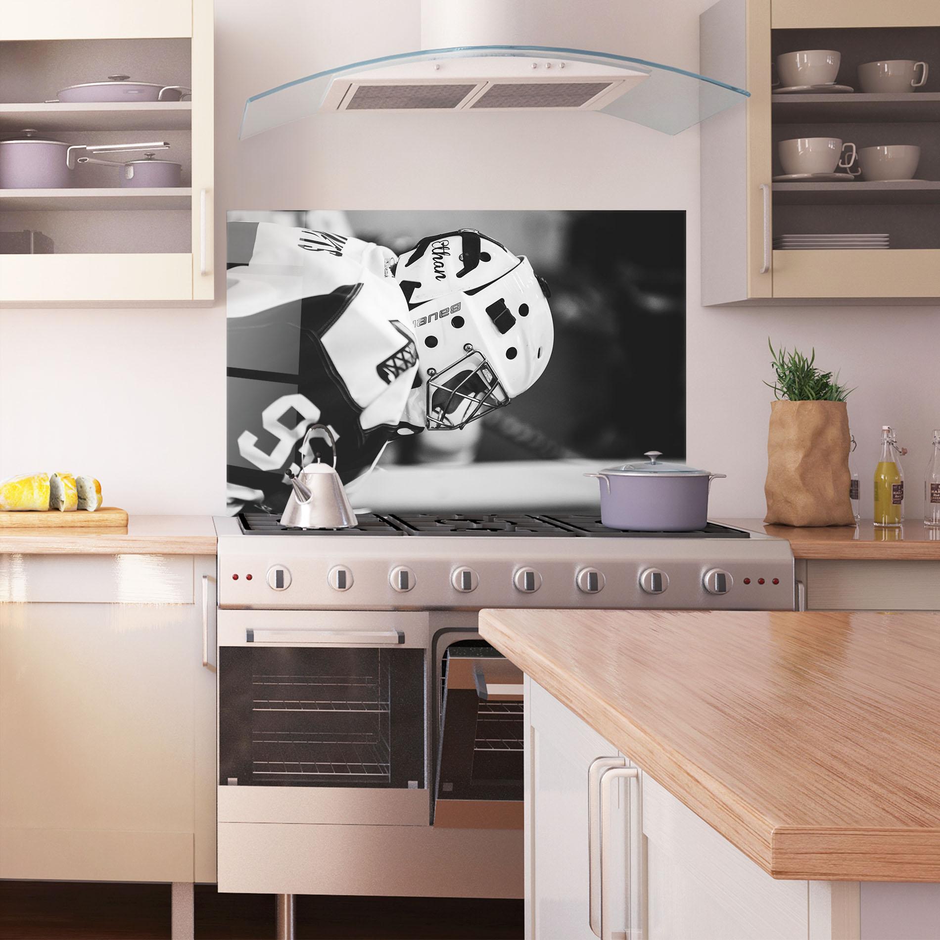 Стъклен панел за кухня Black White Hockey mockup 1