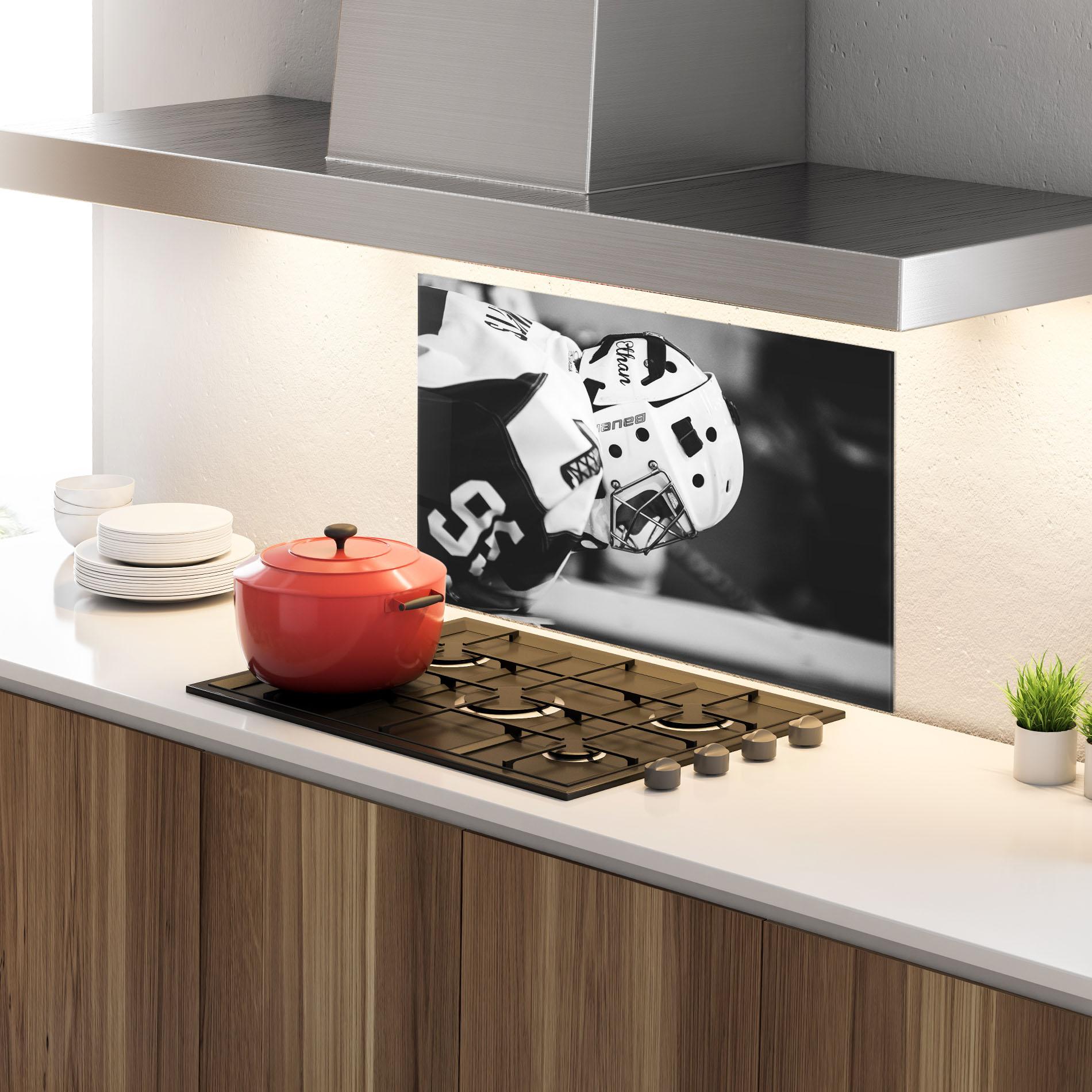 Стъклен панел за кухня Black White Hockey mockup 4