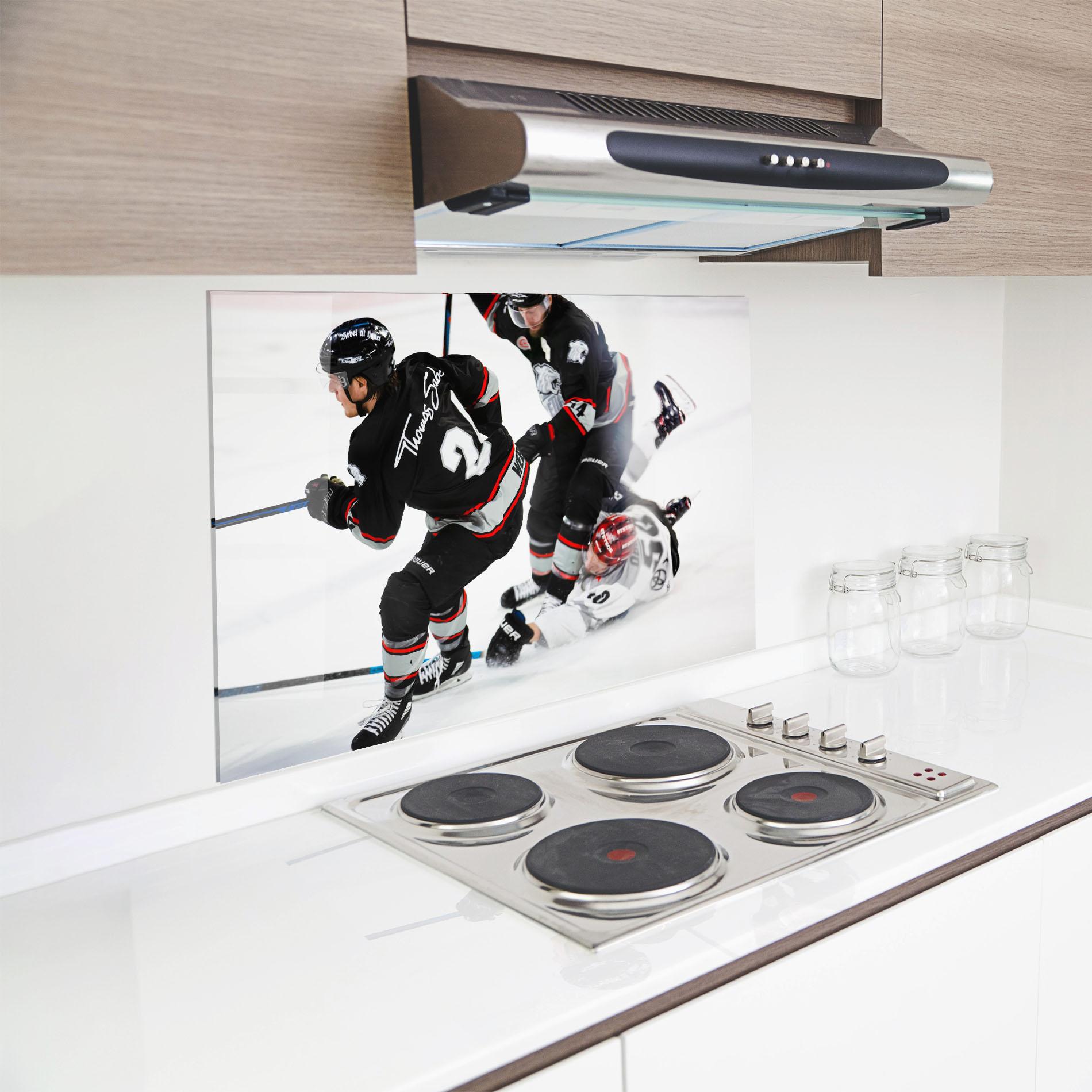 Стъклен панел за кухня Breakaway Boss mockup 8
