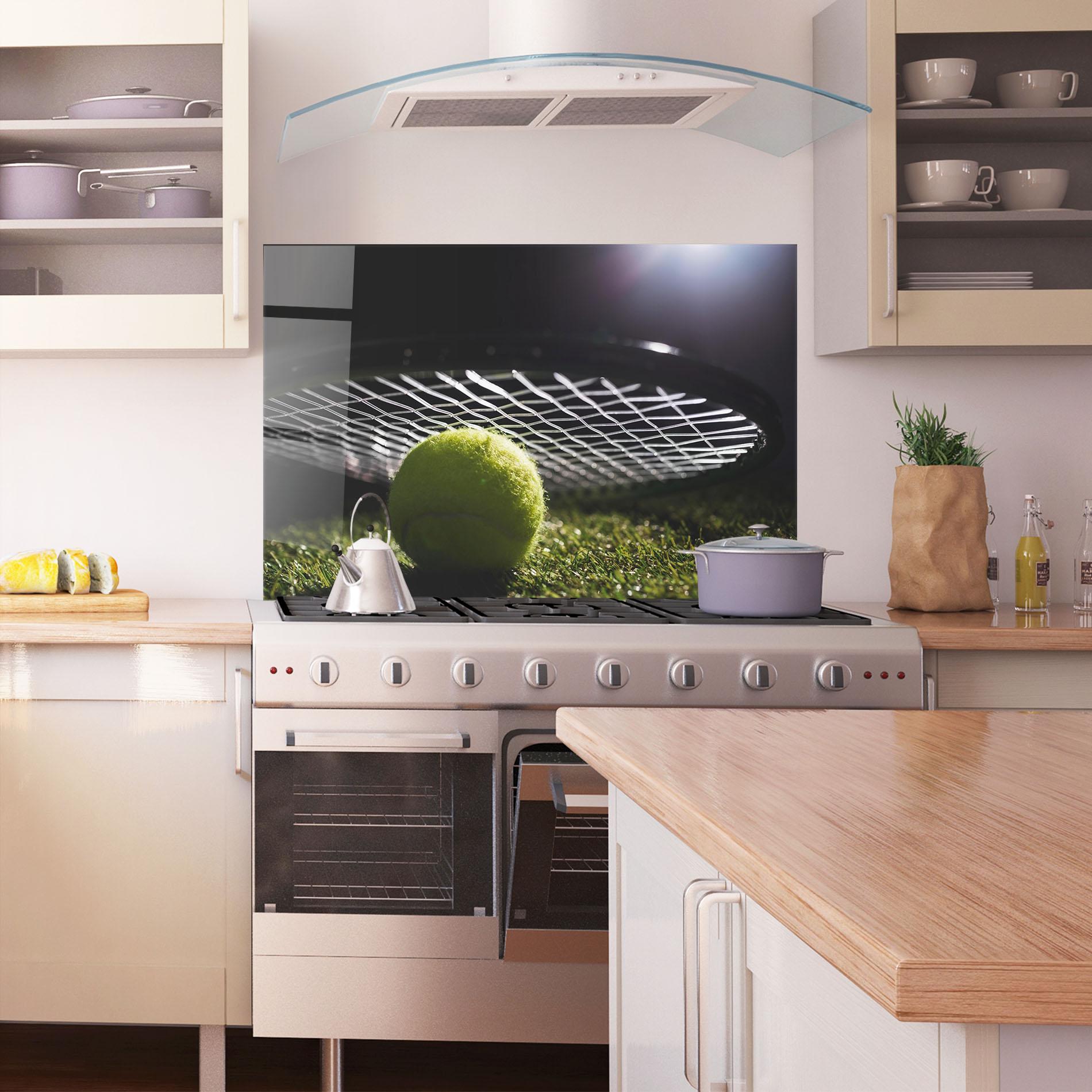 Стъклен панел за кухня Close Up Tennis Ball mockup 1