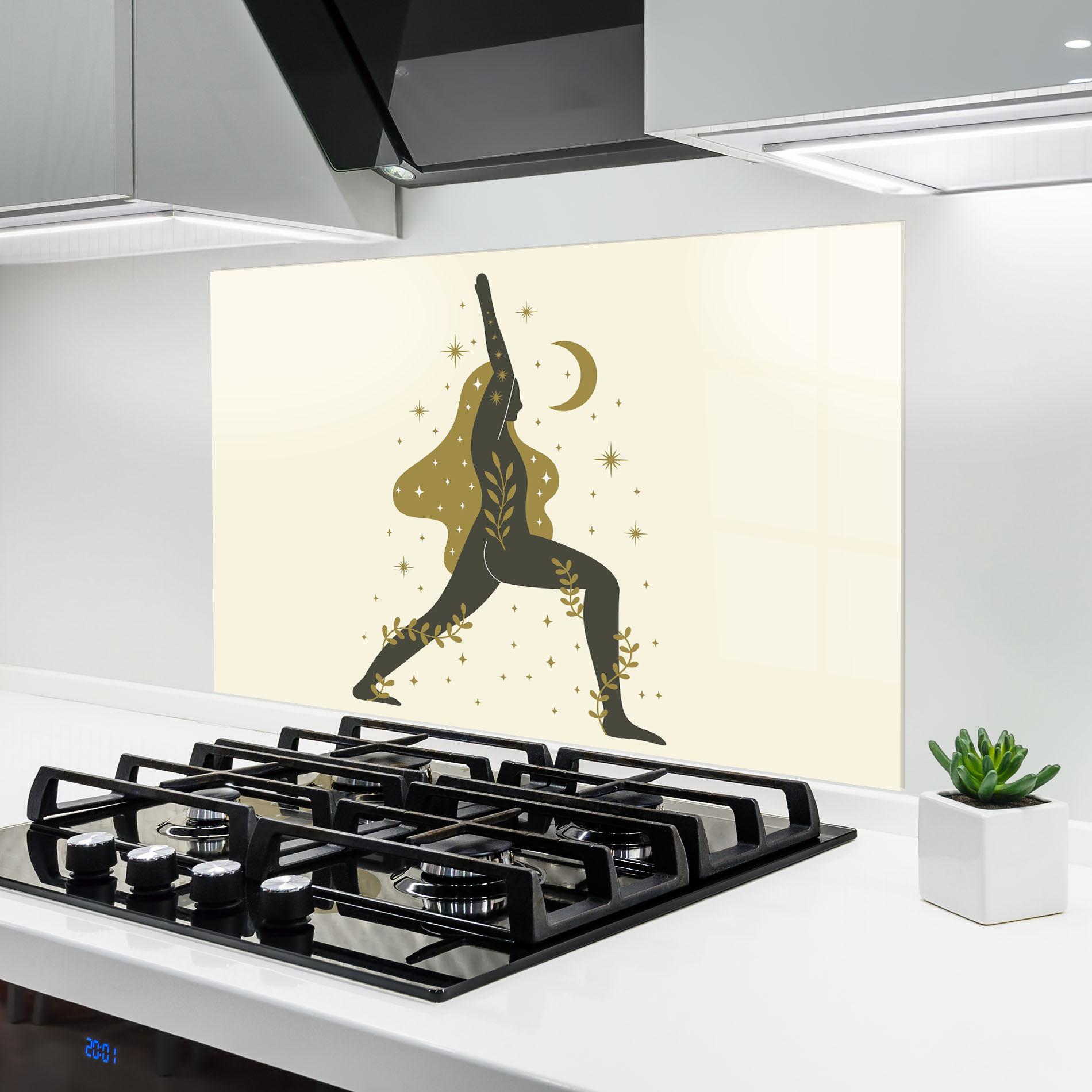 Стъклен панел за кухня Chandrasana mockup 6