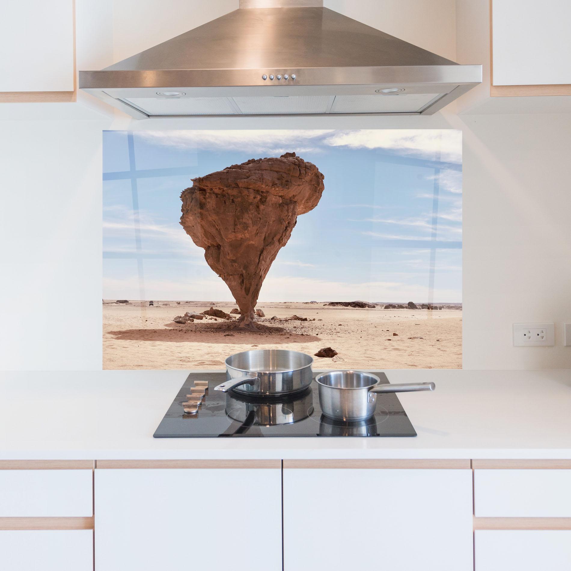 Стъклен панел за кухня Stone In Desert mockup 5