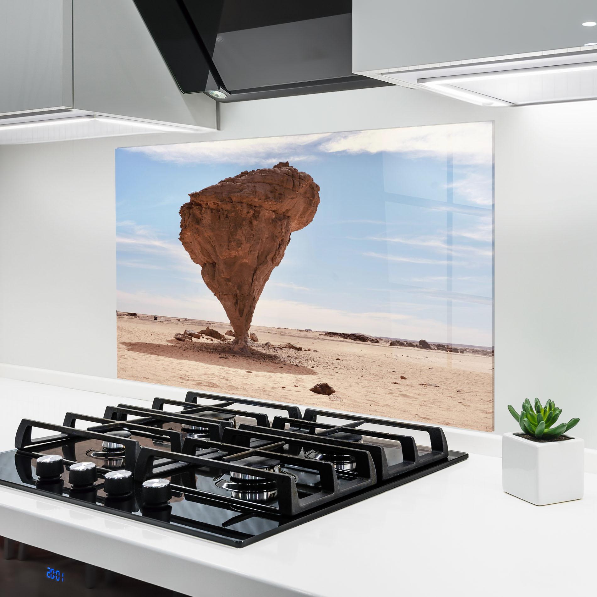 Стъклен панел за кухня Stone In Desert mockup 6