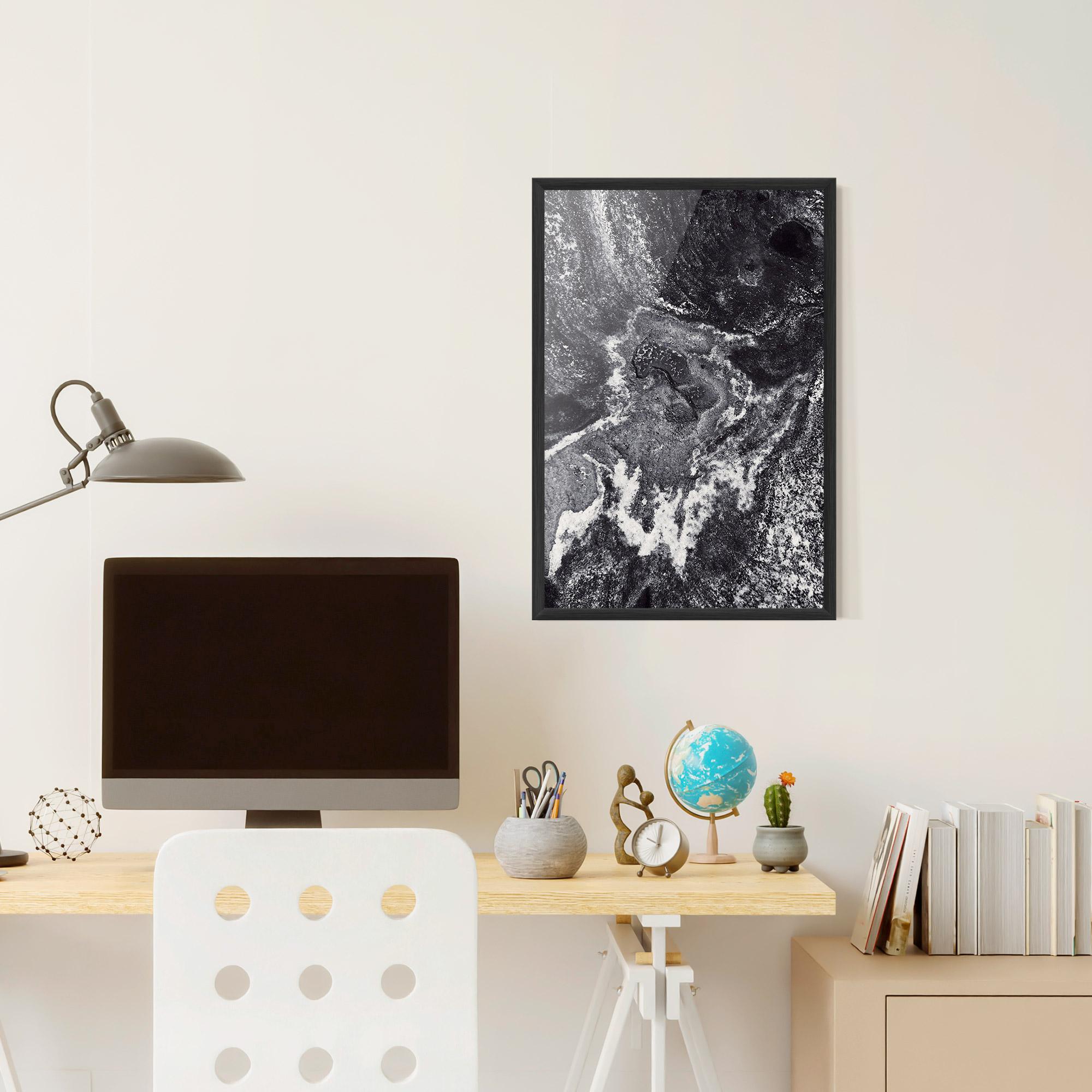 Рамкиран постер Black And White Abstract mockup 6