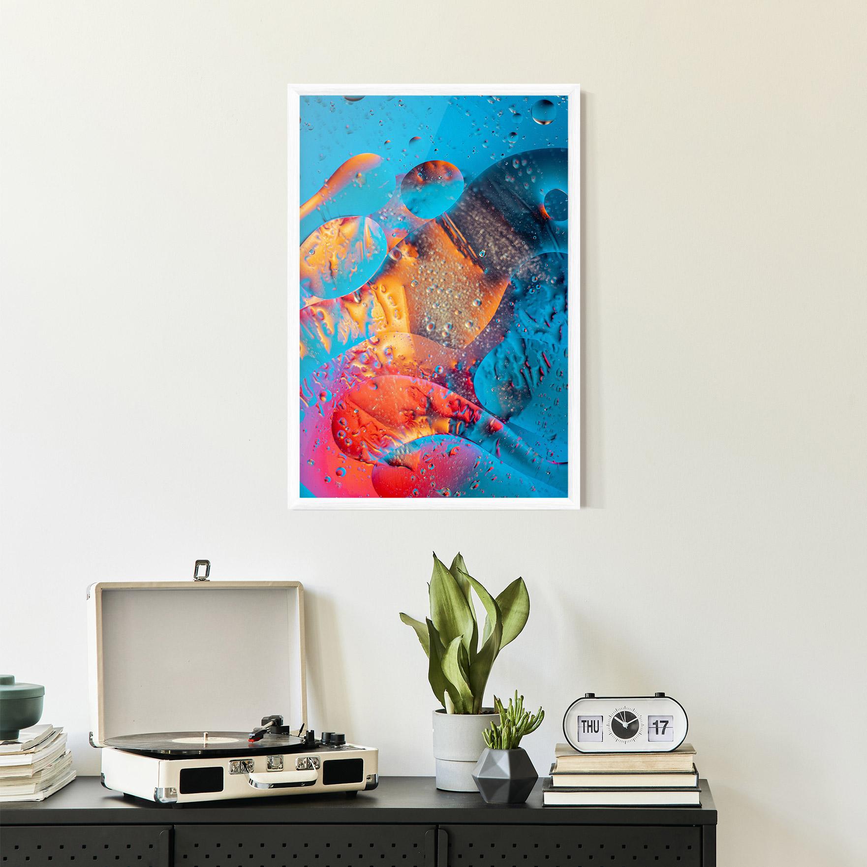 Рамкиран постер Blue Orange Drops mockup 2