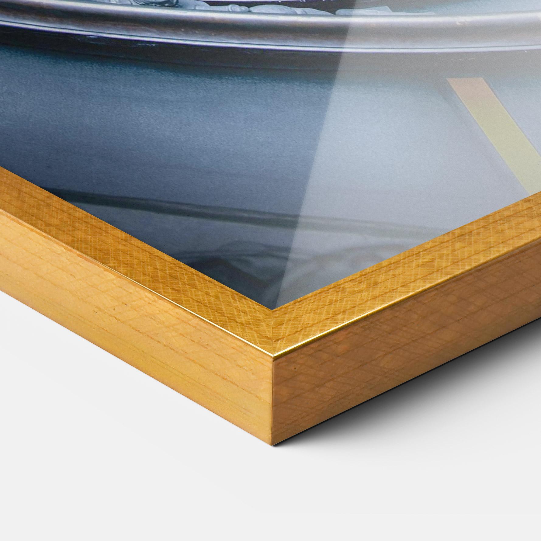 Рамкиран постер Spiral Museum mockup 3