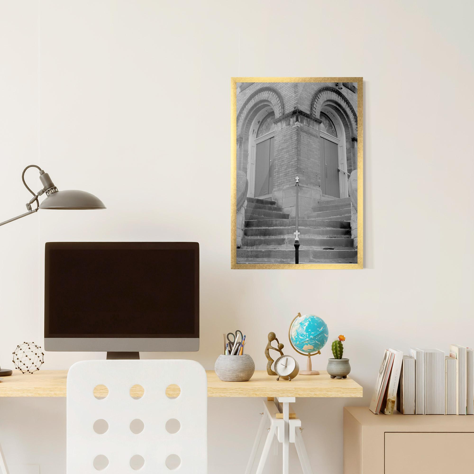 Рамкиран постер Grey Dors mockup 6