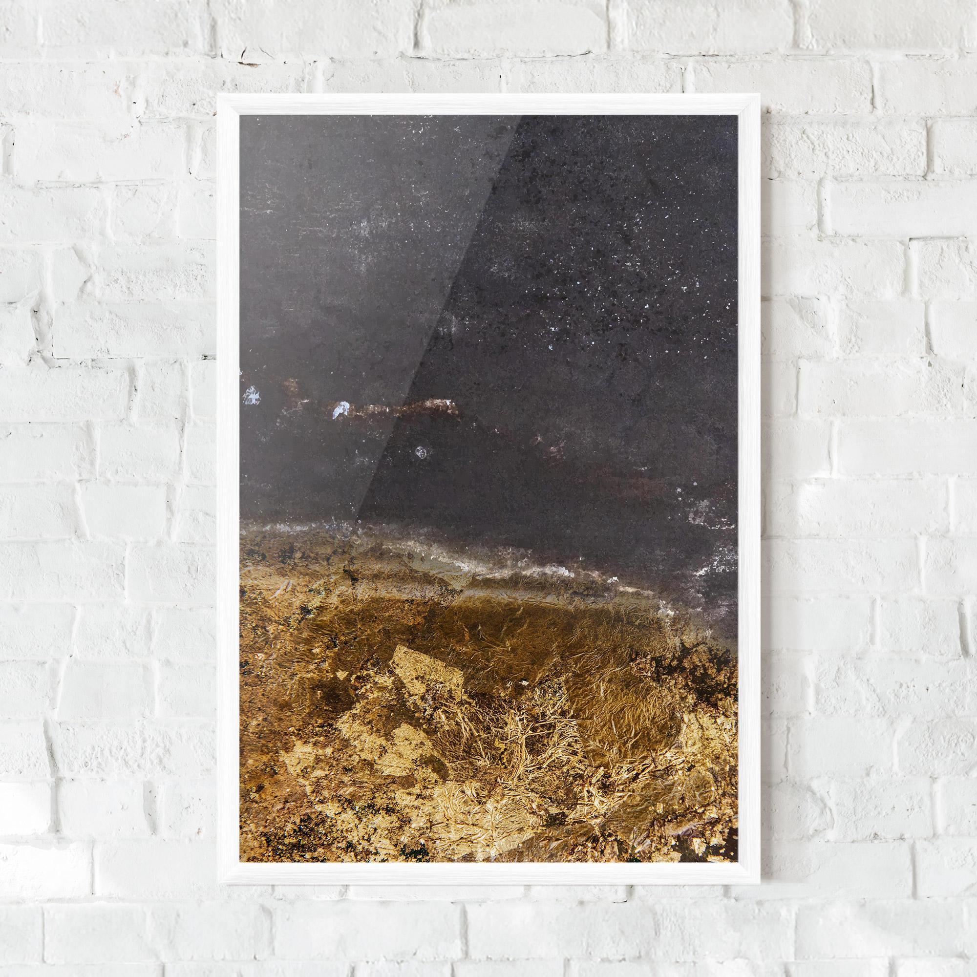 Рамкиран постер Gold Dark Grey mockup 0