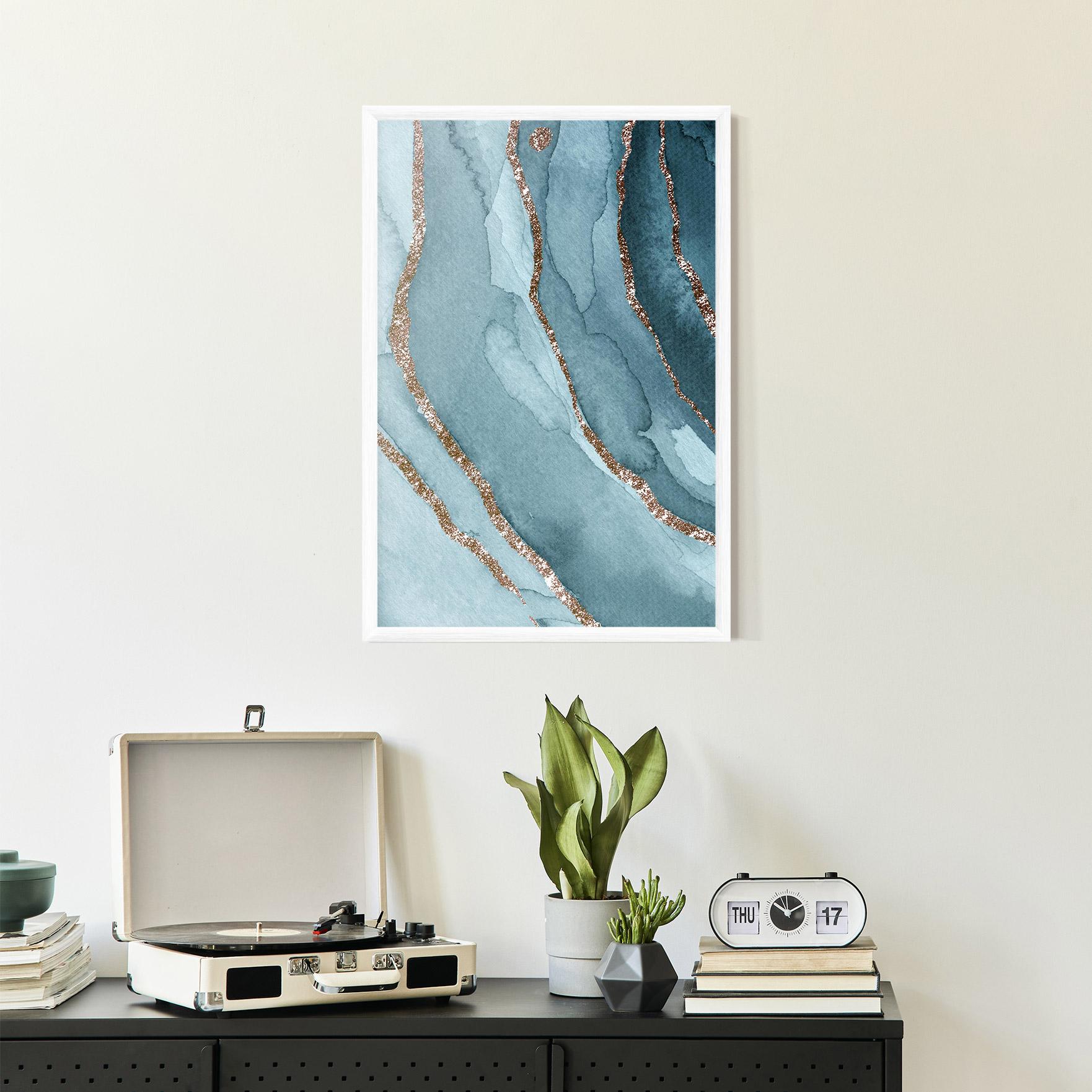 Рамкиран постер Blue Golden Glitter mockup 2