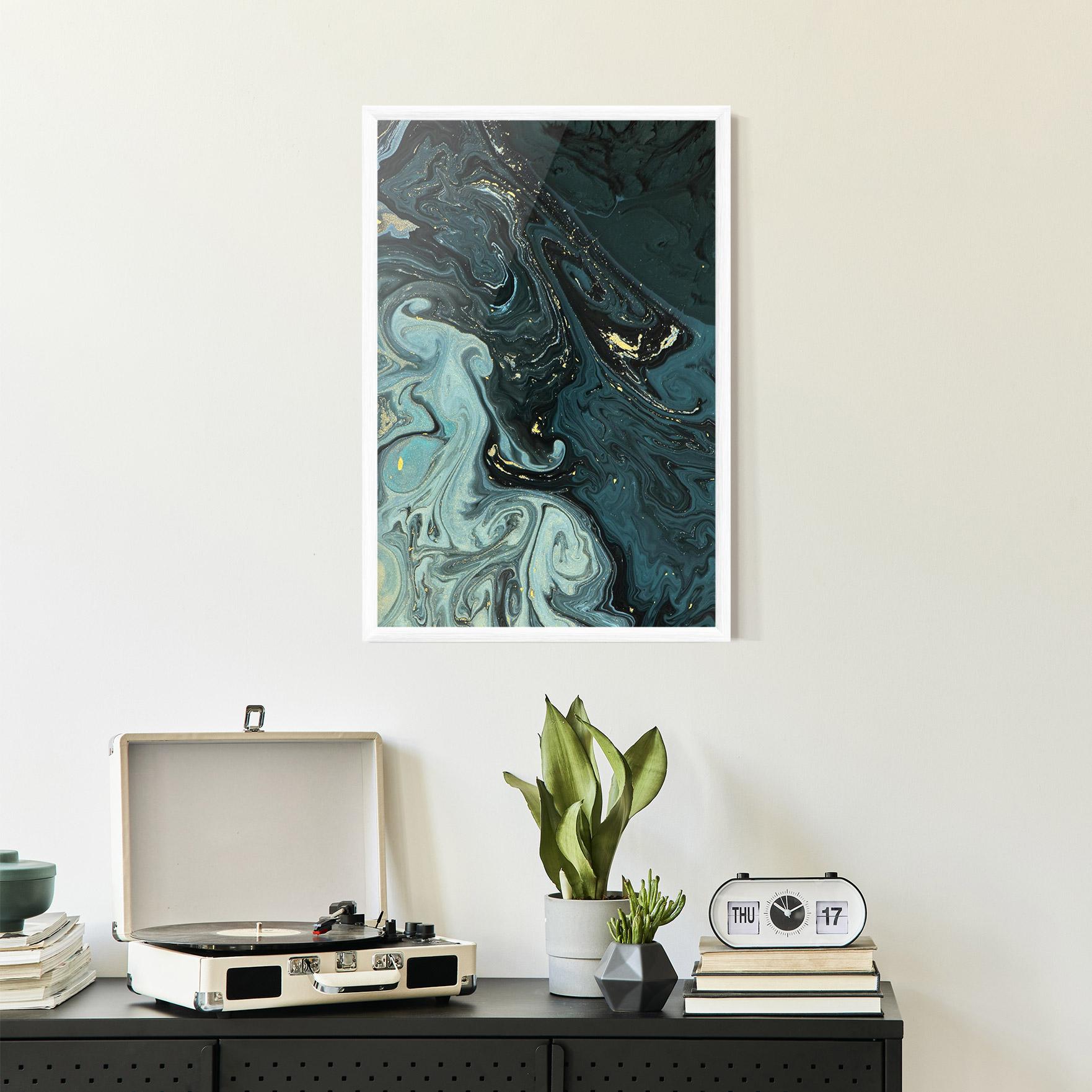 Рамкиран постер Dark Blue Golden Marble mockup 2