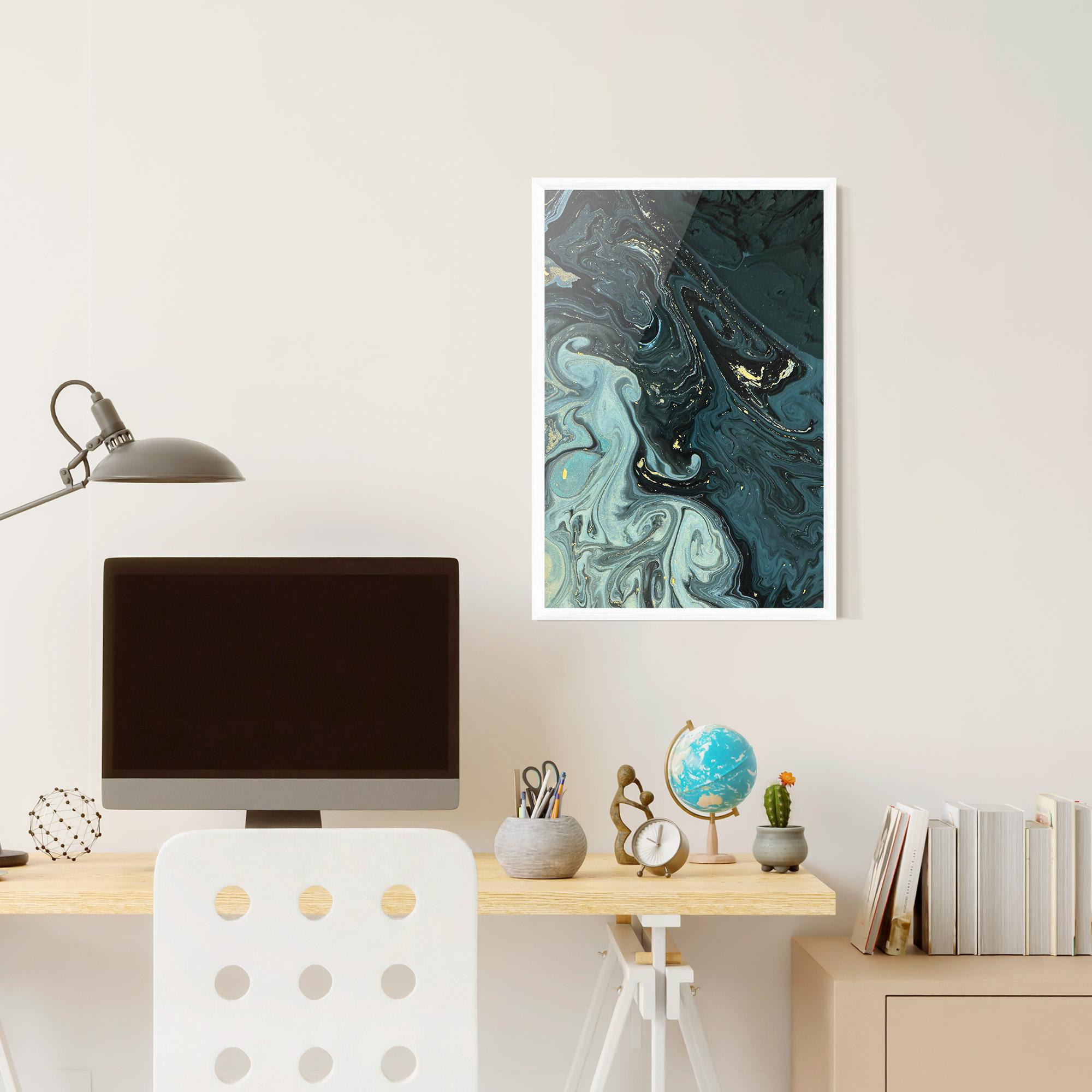 Рамкиран постер Dark Blue Golden Marble mockup 6